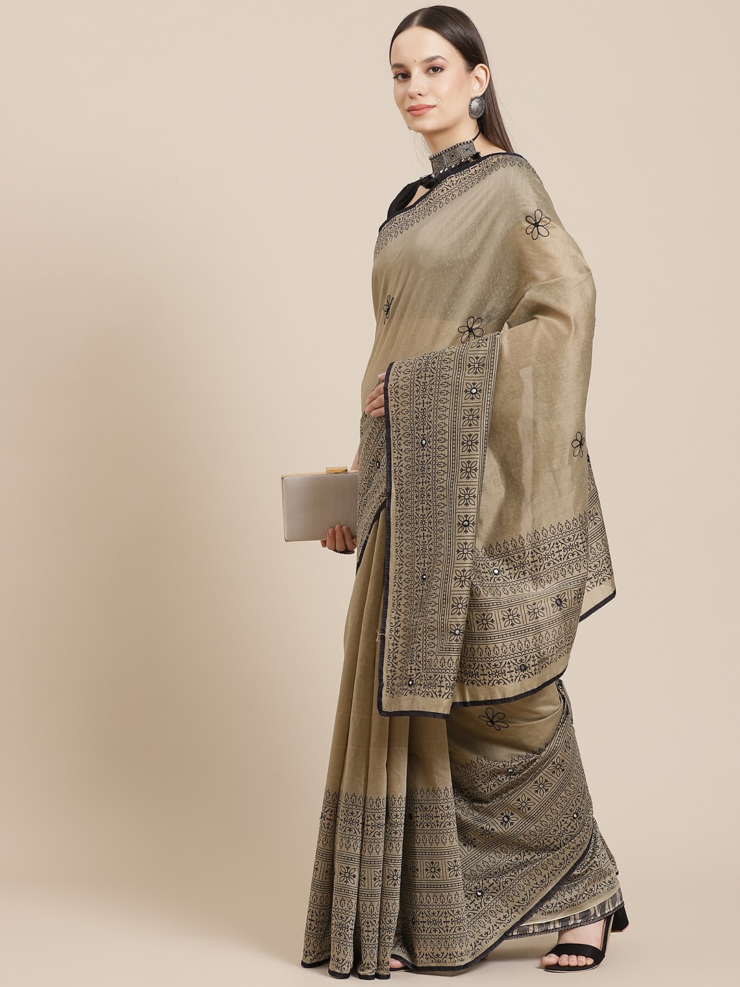 

Anouk Charcoal Grey Floral Silk Blend Chanderi Saree