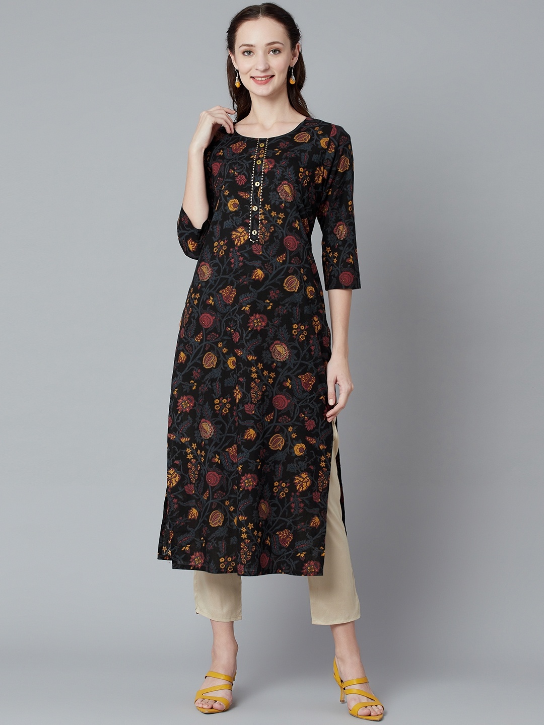 

PIROH Women Black & Multicoloured Floral Printed Gotta Patti Floral Kurta