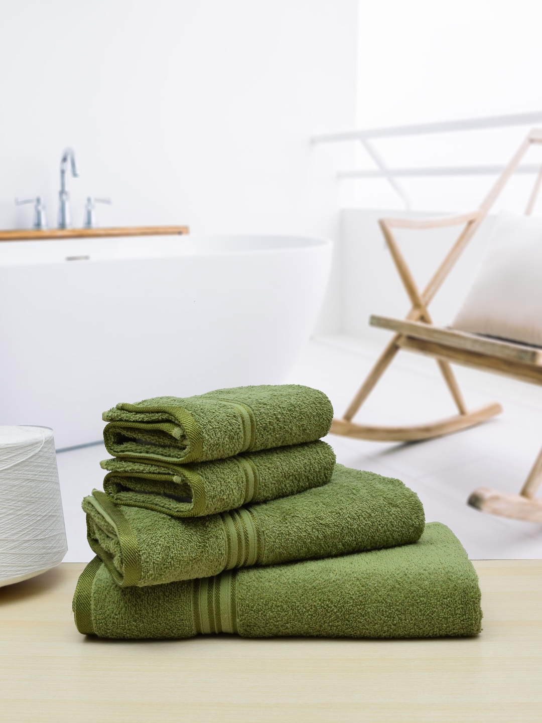 

RANGOLI Set Of 4 Green Pure Cotton 380 GSM Bath Towels