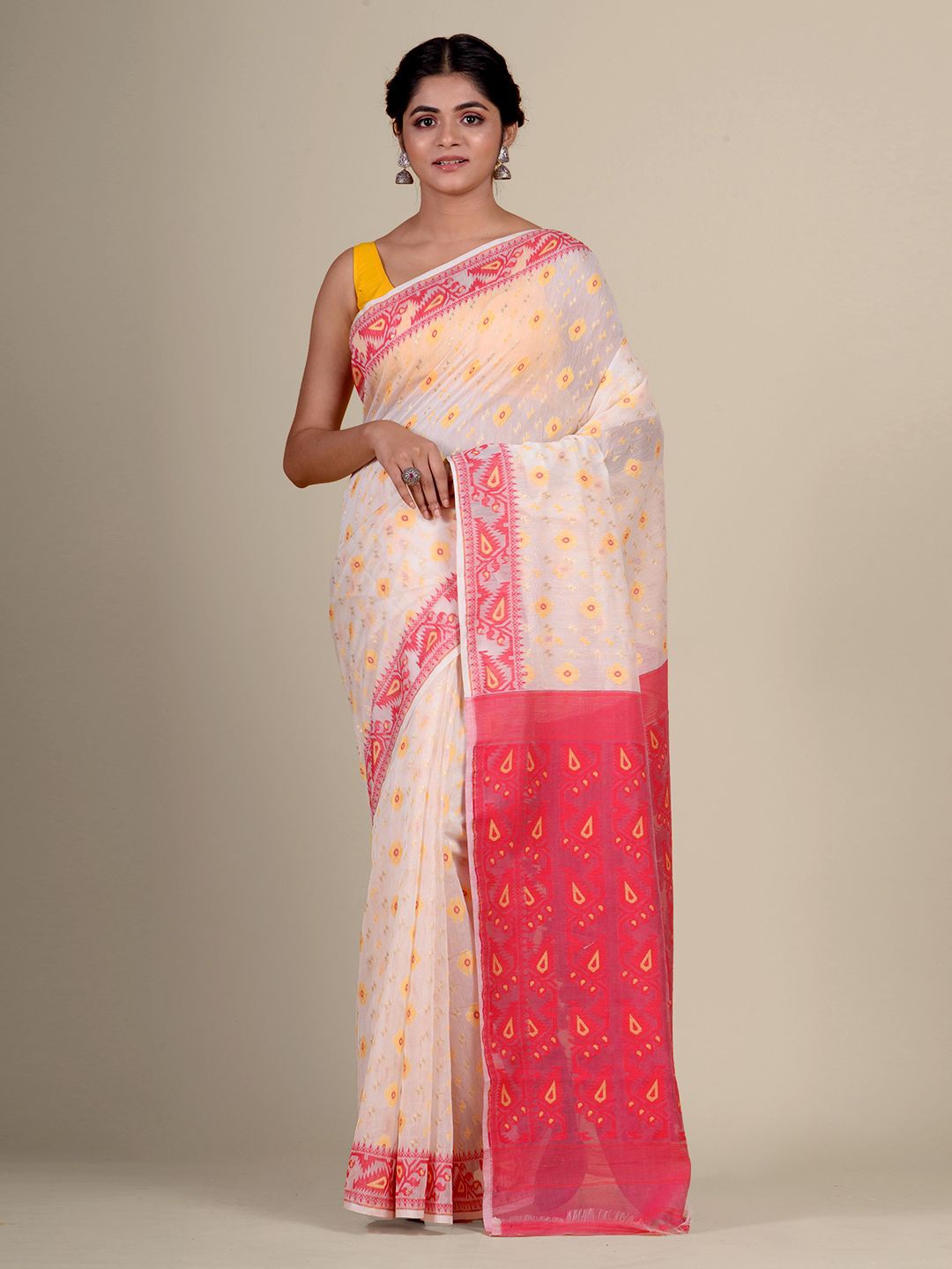 

Charukriti Off White & Pink Woven Design Silk Cotton Jamdani Saree