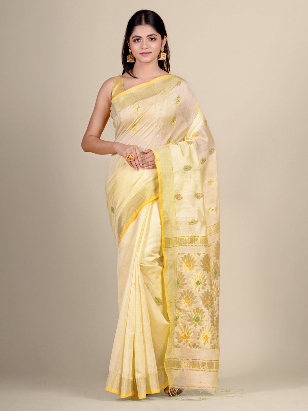 

Charukriti Yellow & Cream-Coloured Cotton Blended handwoven Saree