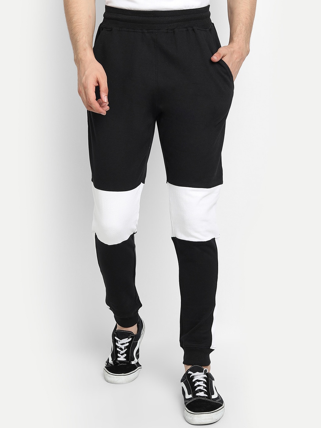 

BE AWARA Men Black & White Solid Cotton Joggers
