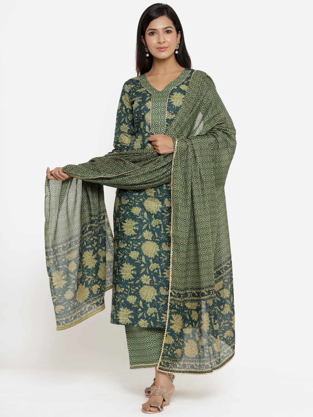 

Aprique FAB Women Green Floral Printed Regular Pure Cotton Kurta With Trousers & Dupatta