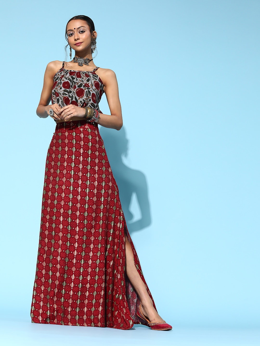

InWeave Women Alluring Grey Printed Top with Skirt