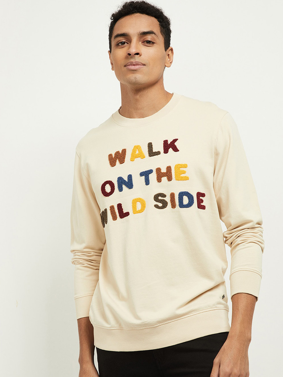 

max Men Off White & Maroon Pure Cotton Sweatshirt