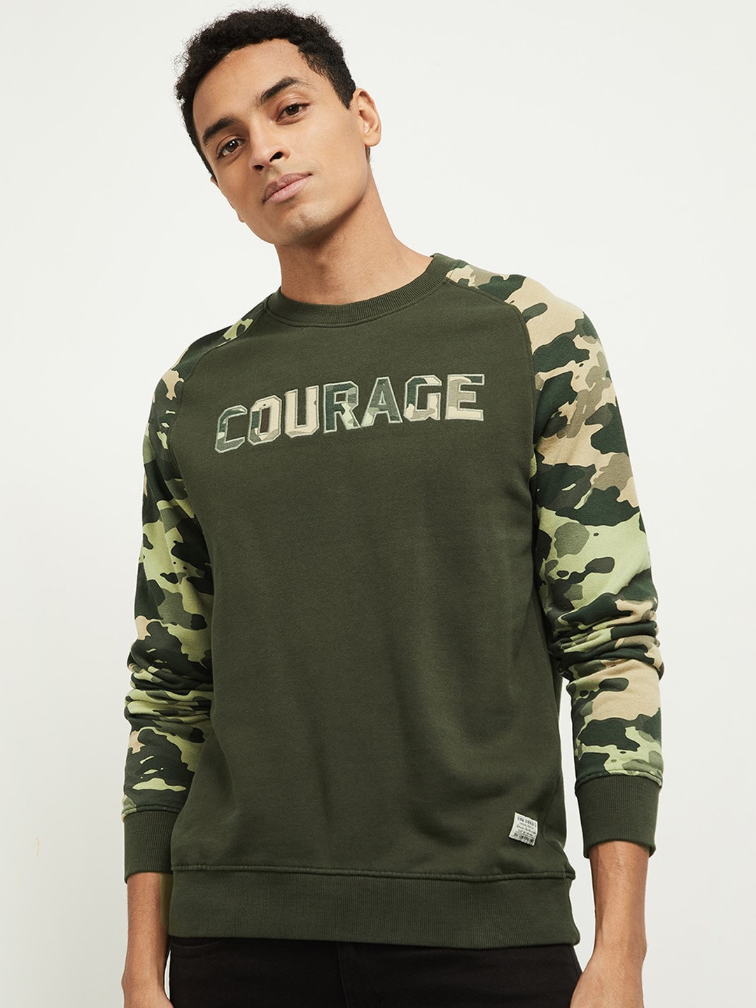 

max Men Green Printed Pure Cotton Sweatshirt