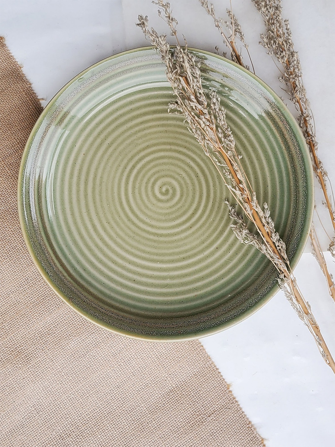 

Folkstorys Grey & Green 1 Pieces Textured Ceramic Glossy Plates