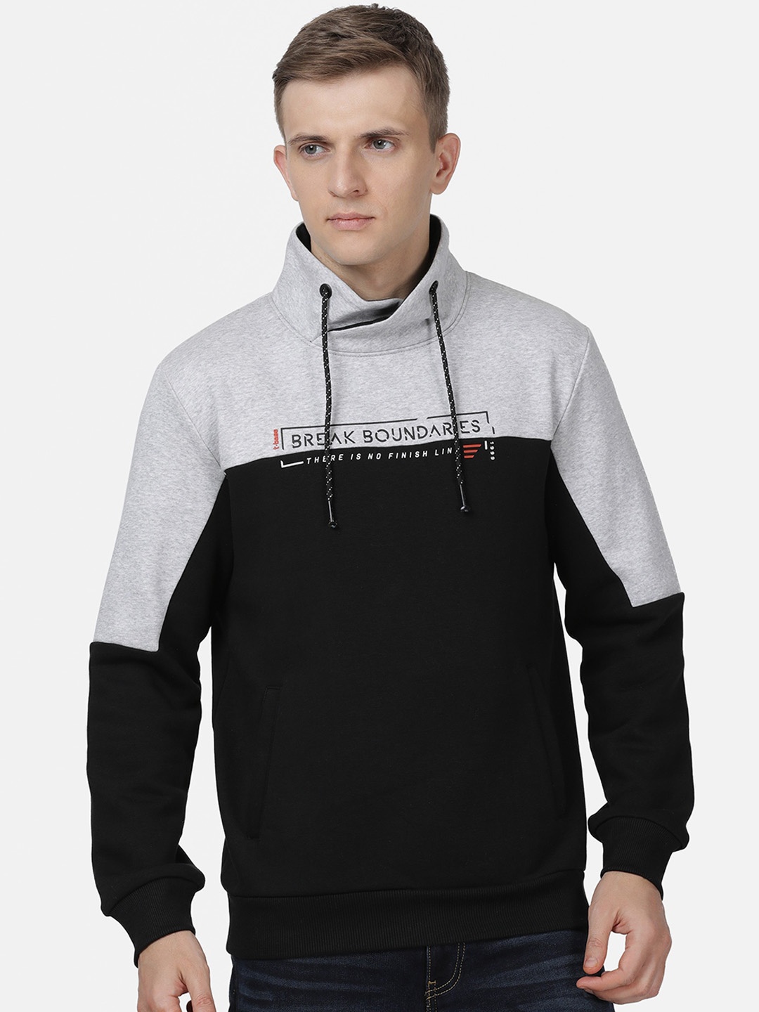 

t-base Men Grey Melange & Black Colourblocked Sweatshirt