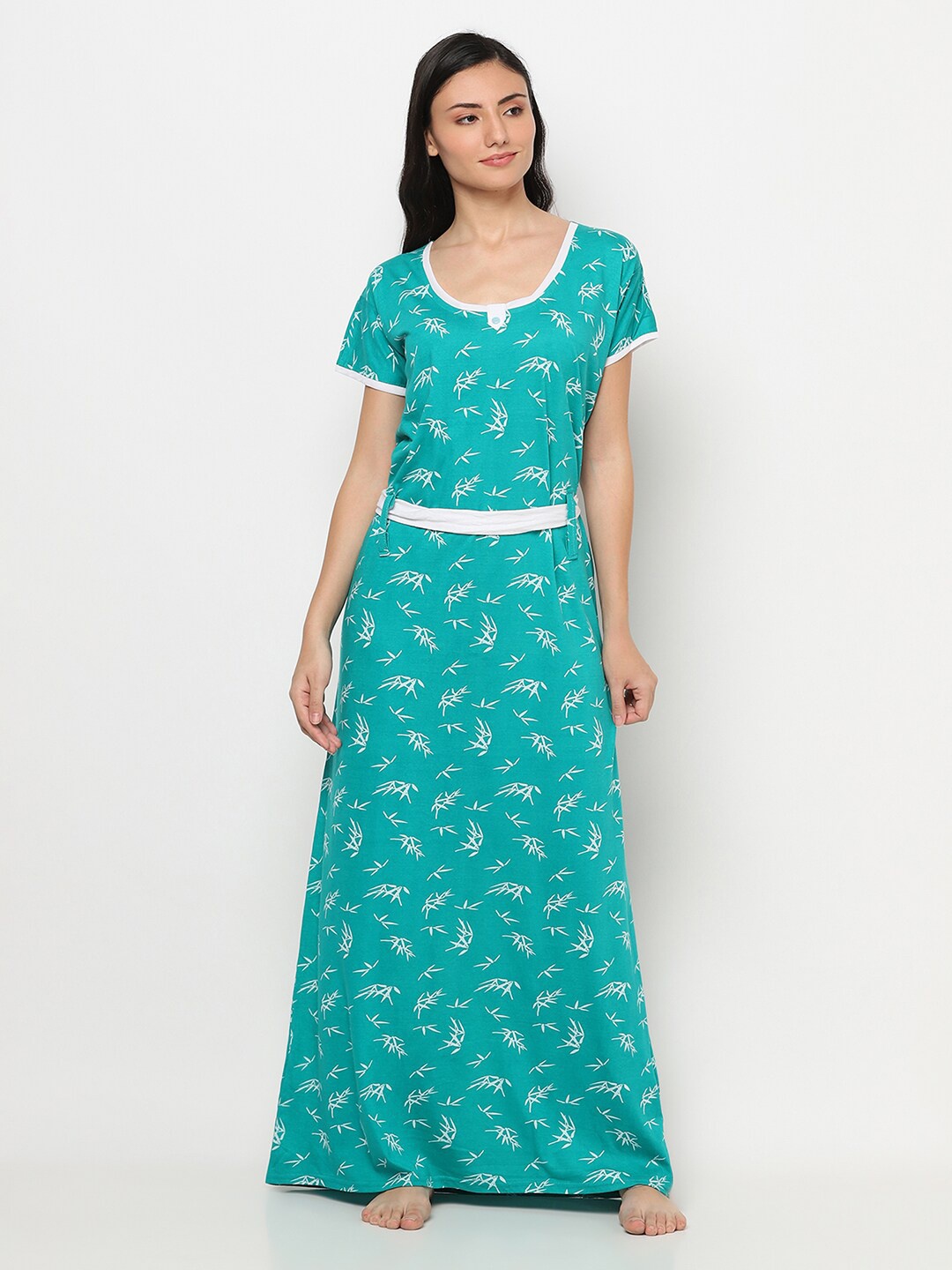 

TRUNDZ Women Turquoise Blue Printed Maxi Nightdress