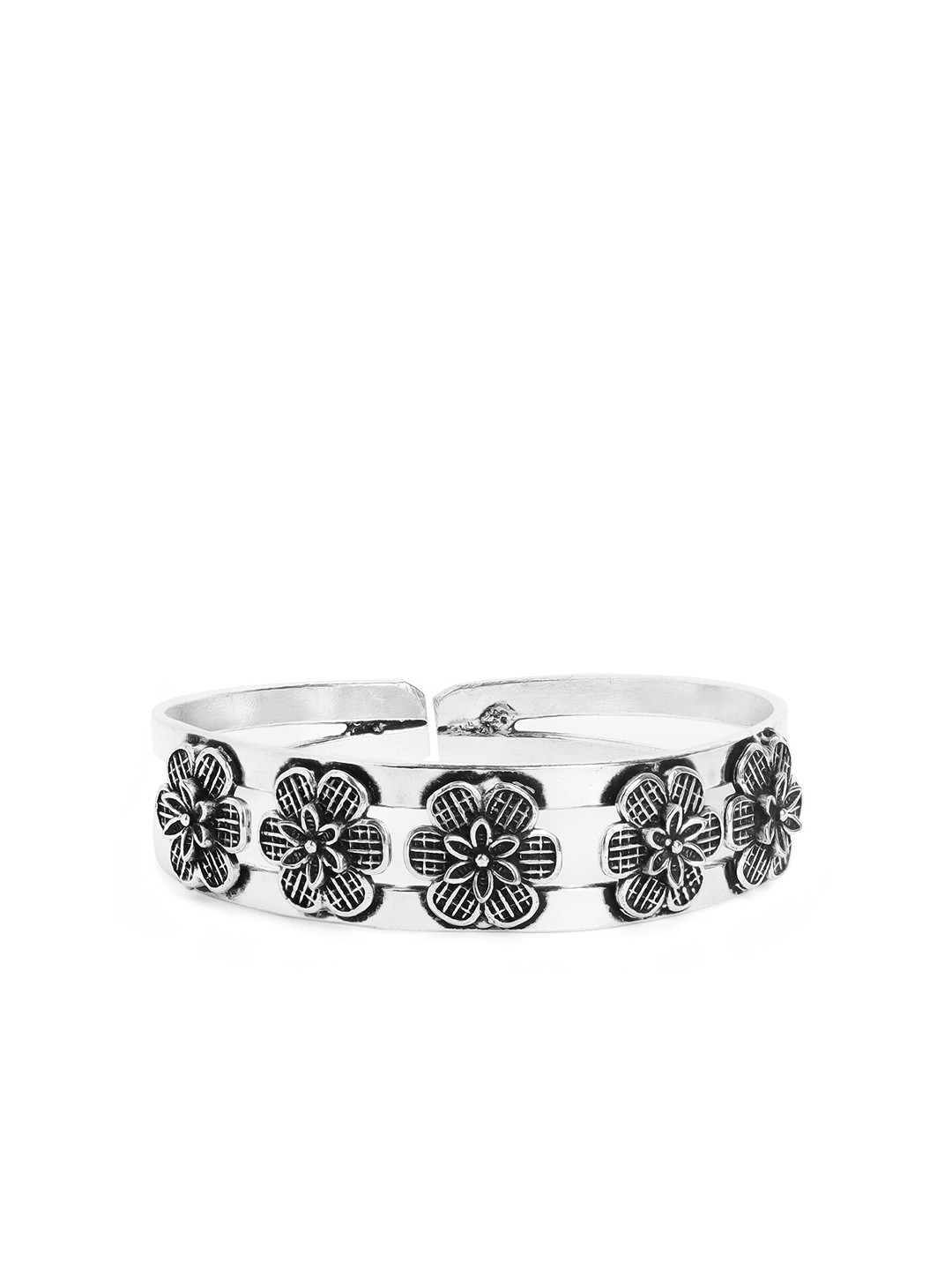 

Anouk Women Silver-Toned Oxidised Silver-Plated Kada Bracelet