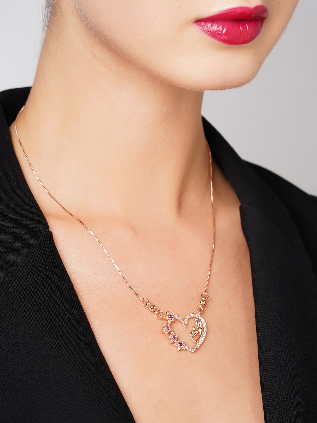 

AMI Rose Gold & Magenta Brass Rose Chain With Pendant