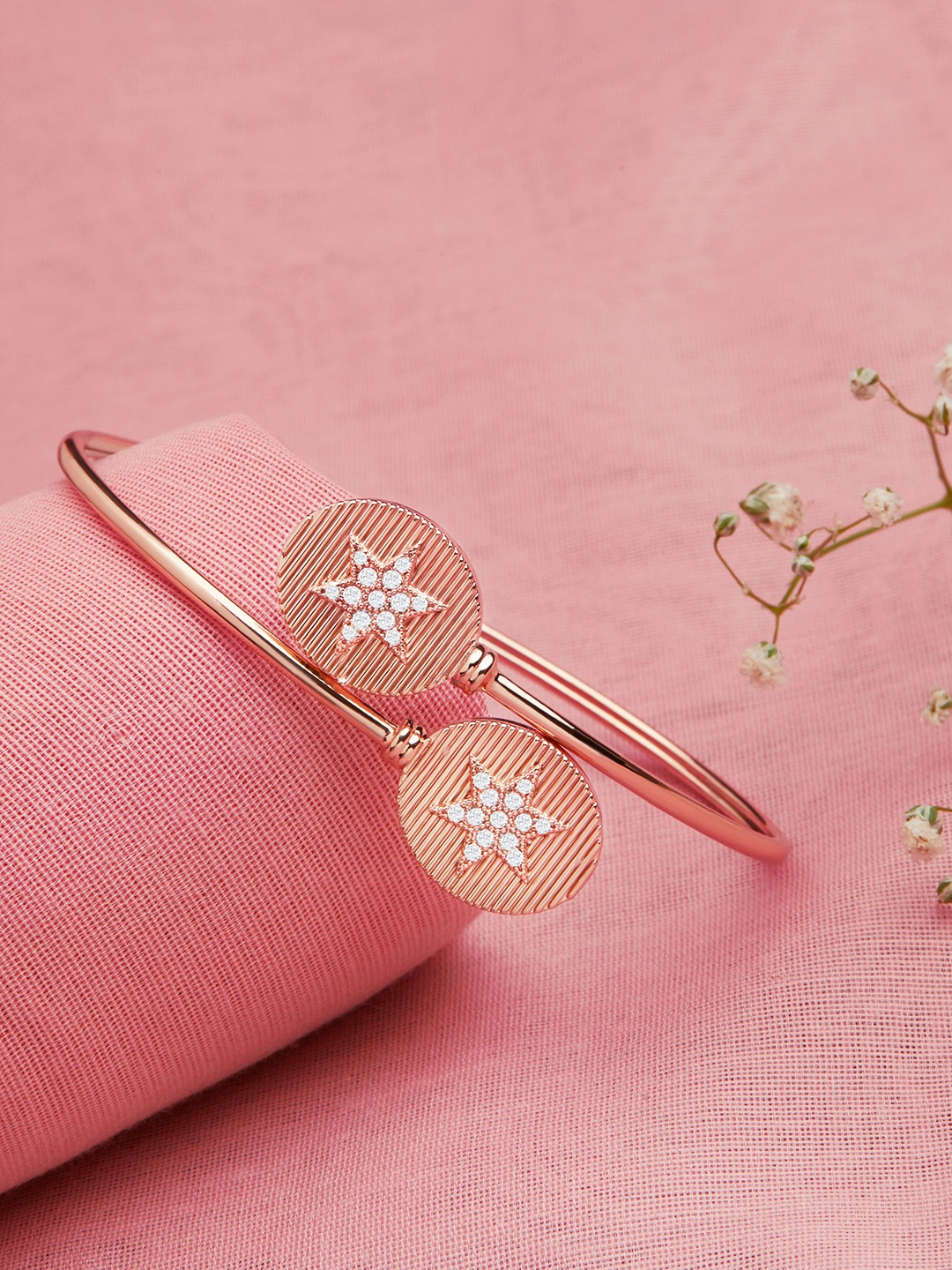 

AMI Women Rose Gold Brass Cubic Zirconia Kada Bracelet