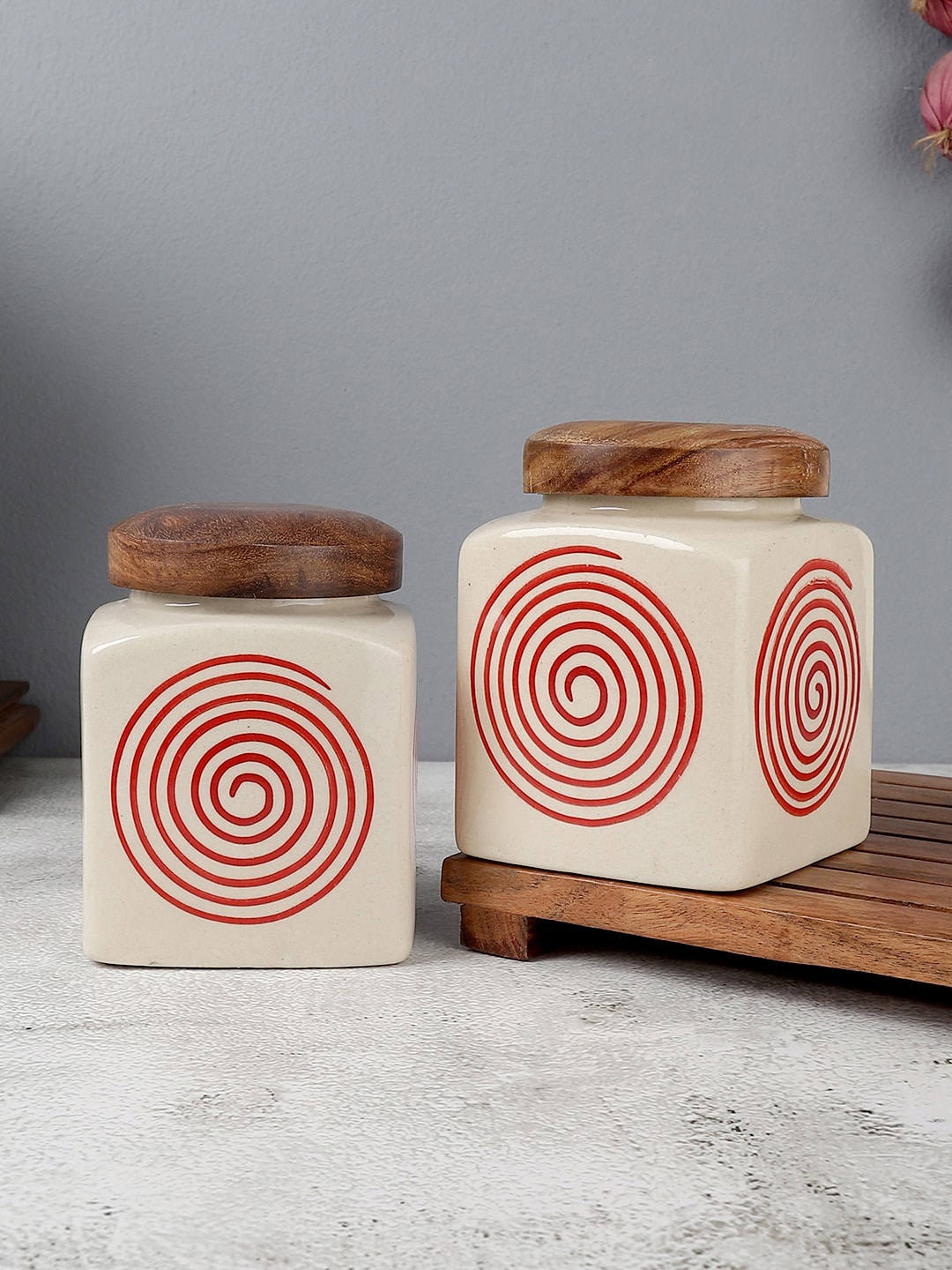 

VarEesha Set Of 2 White & Red Handcrafted Square Ceramic Jars