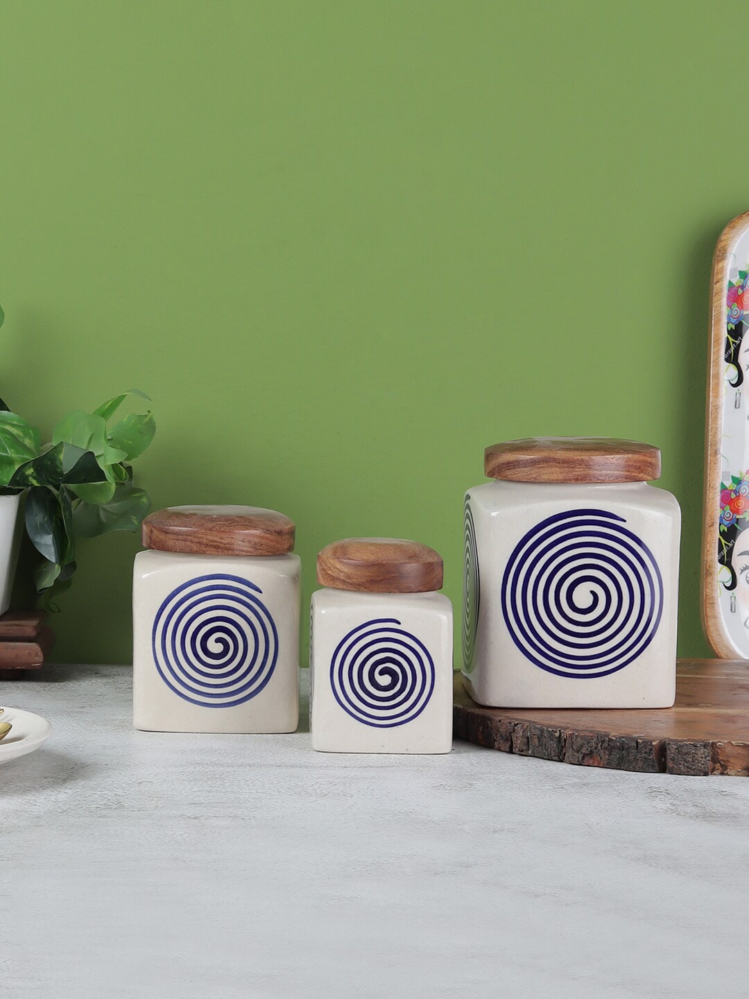 

VarEesha Set Of 3 White & Blue Parikrama Spiral Square Jars