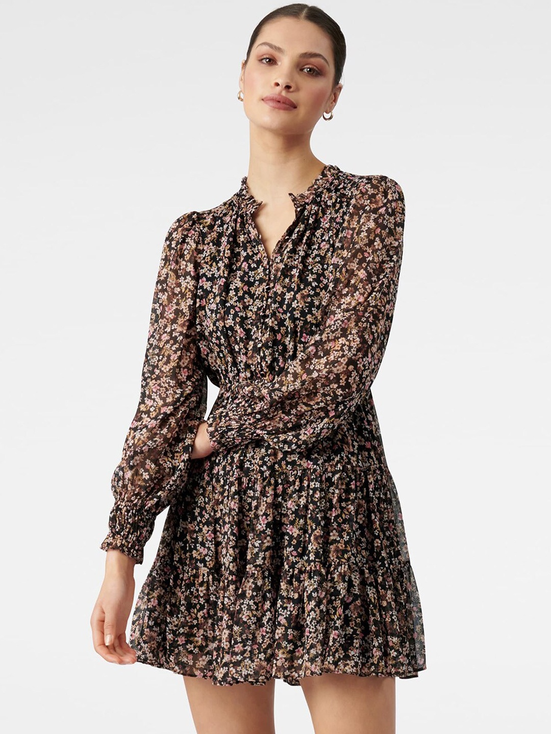 

Forever New Black & Beige Floral Mini Dress