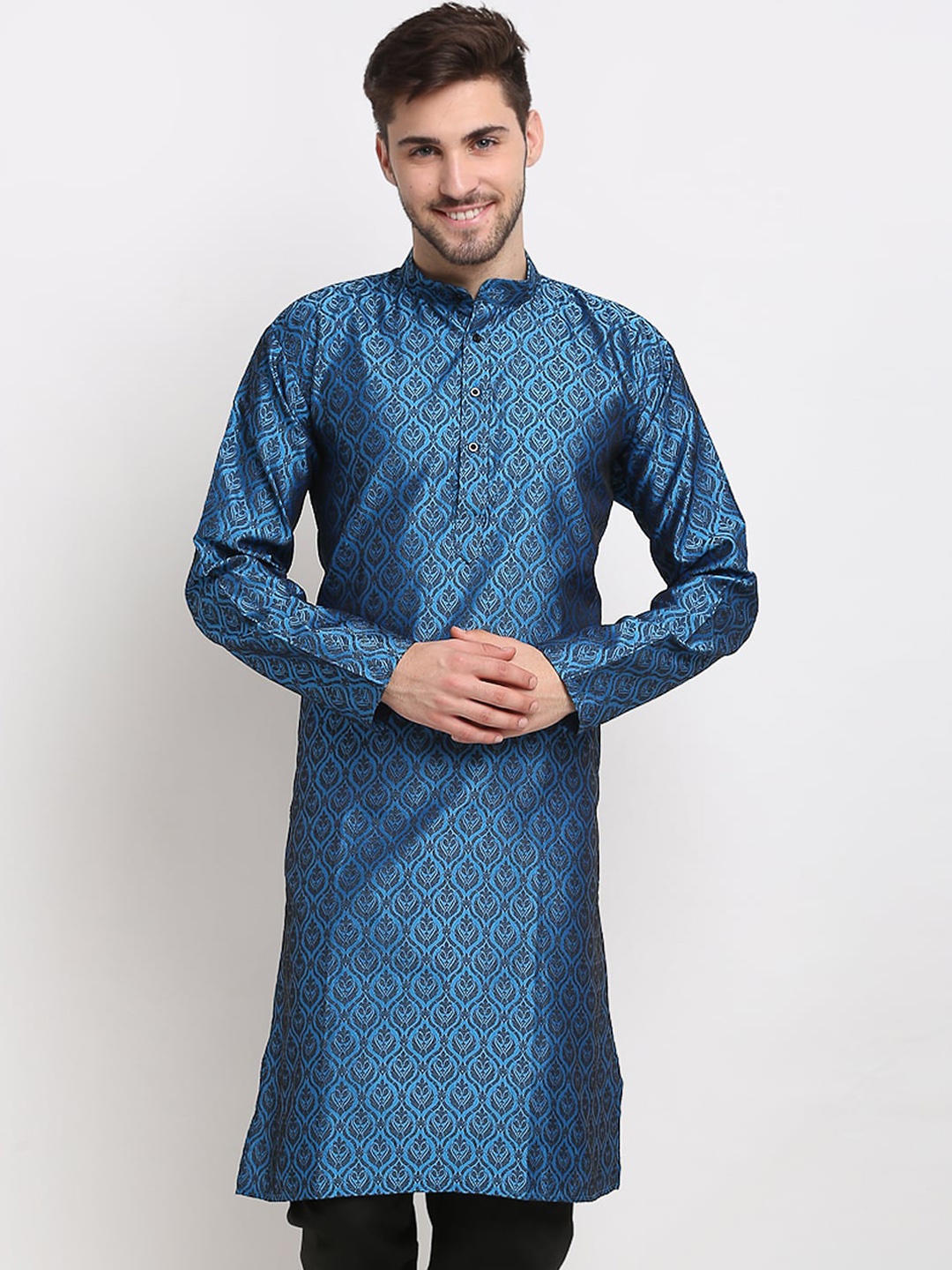 

Jompers Men Blue & Black Ethnic Motifs Jacquard Kurta
