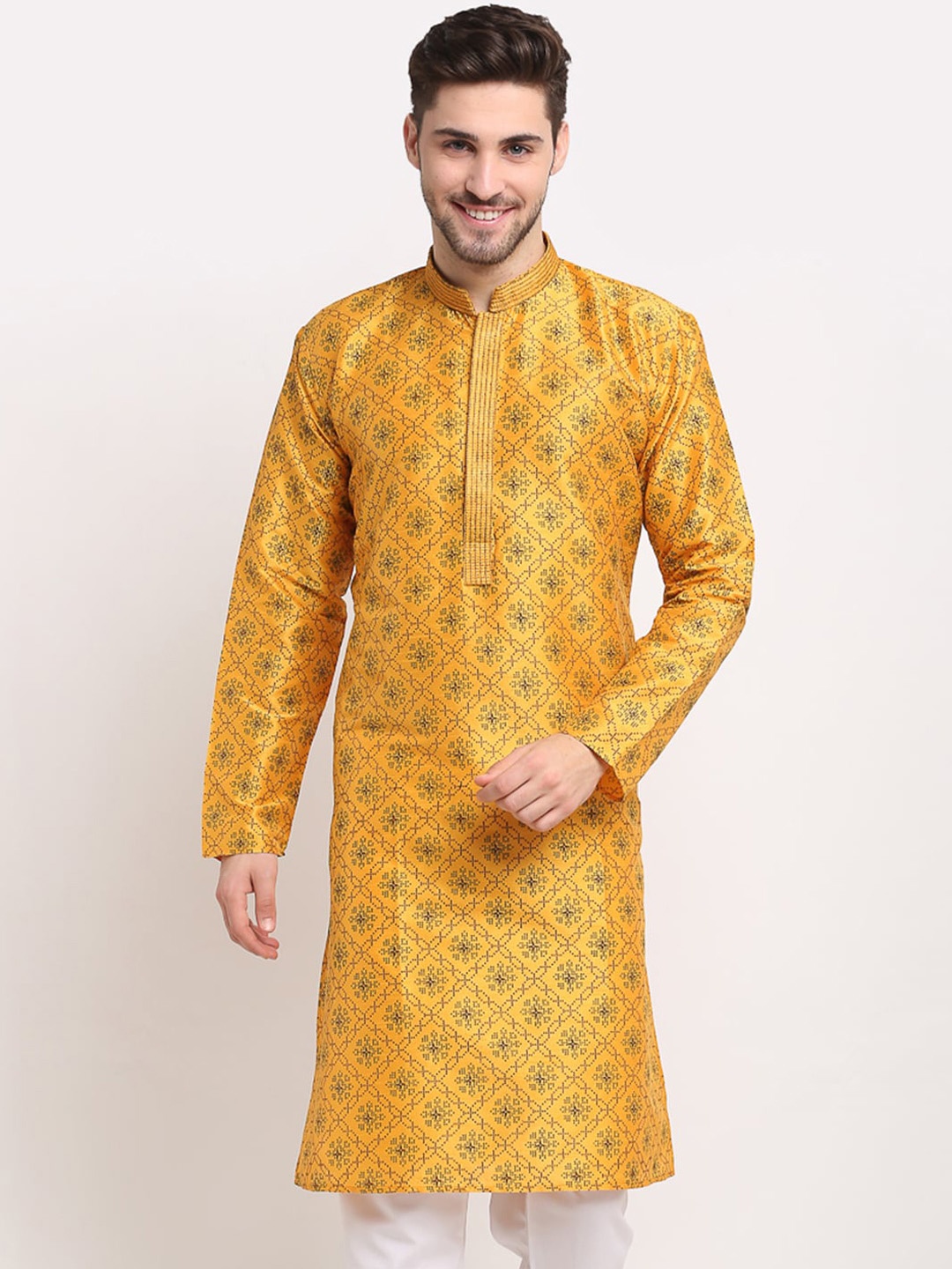 

Jompers Men Mustard Yellow & Green Geometric Printed Thread Work Kurta