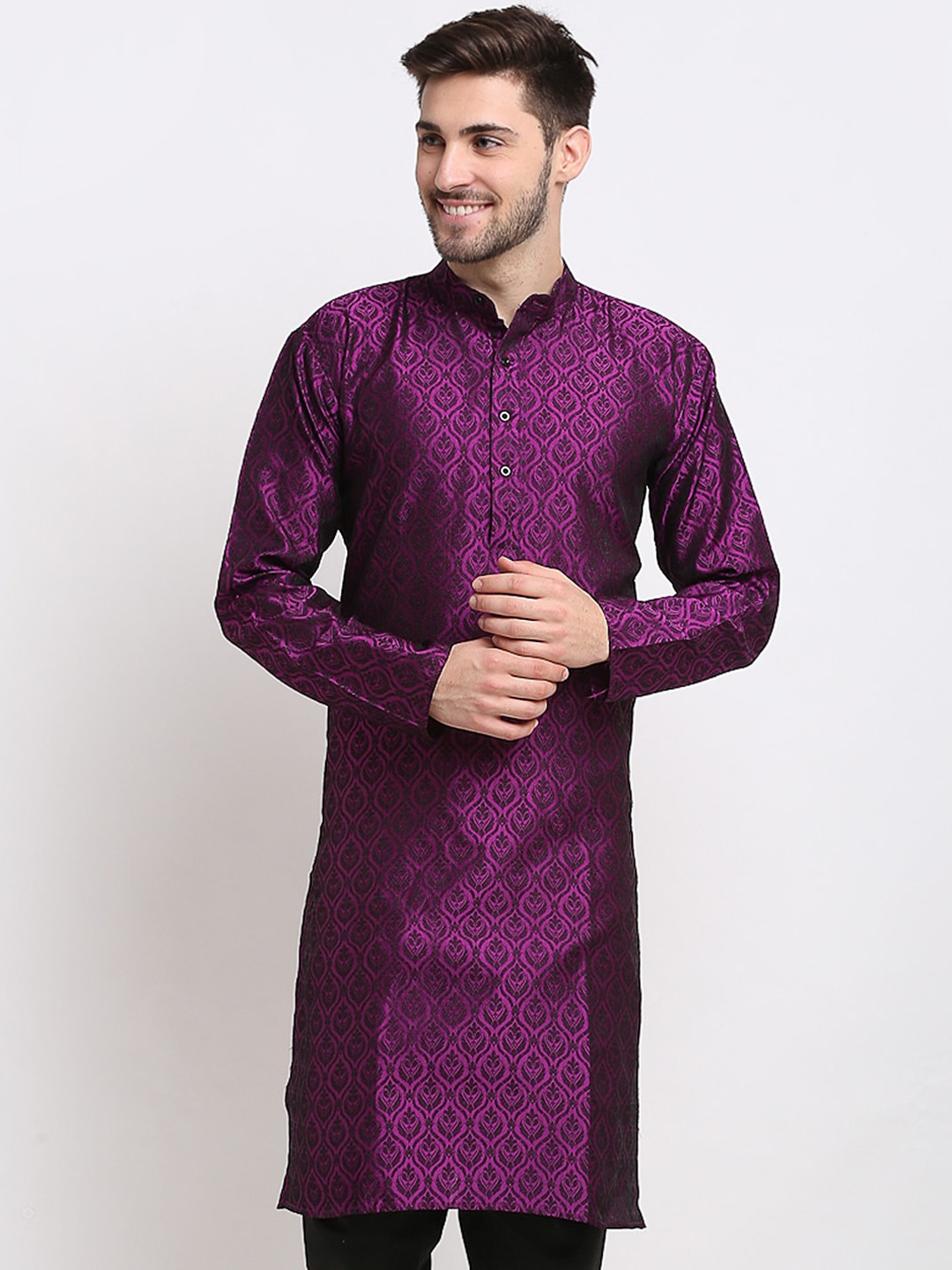 

Jompers Men Purple Flared Sleeves Thread Work Jacquard Kurta