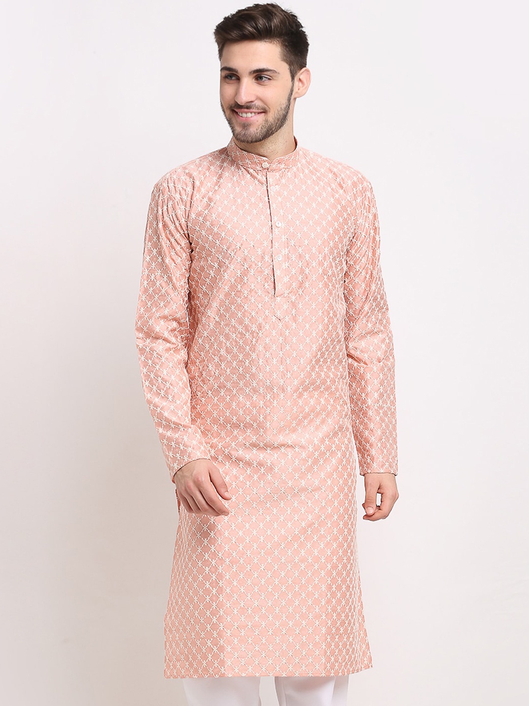 

Jompers Men Peach-Coloured & White Ethnic Motifs Embroidered Kurta