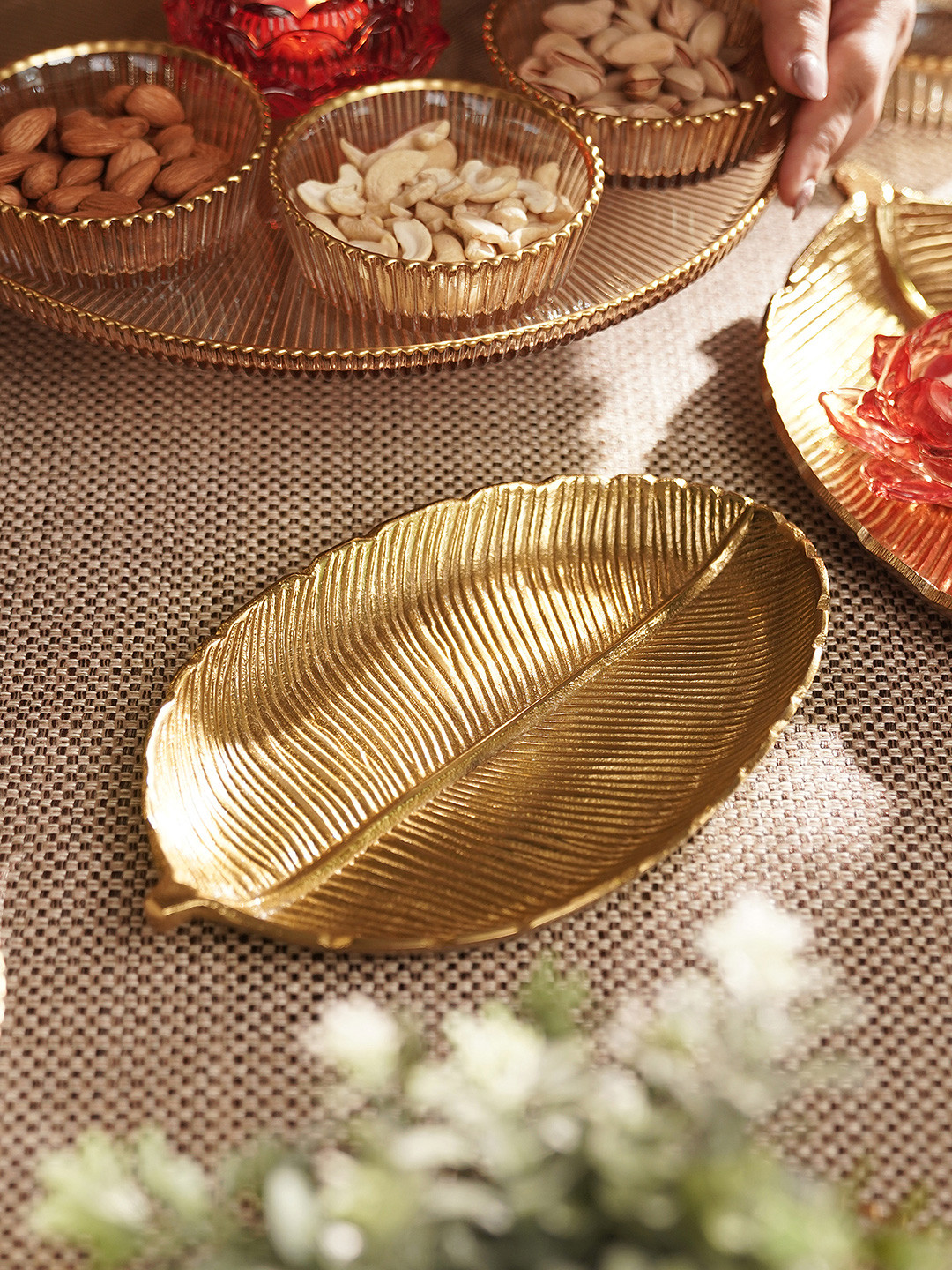 

Pure Home and Living Gold-Toned Jahanara Leaf Platter