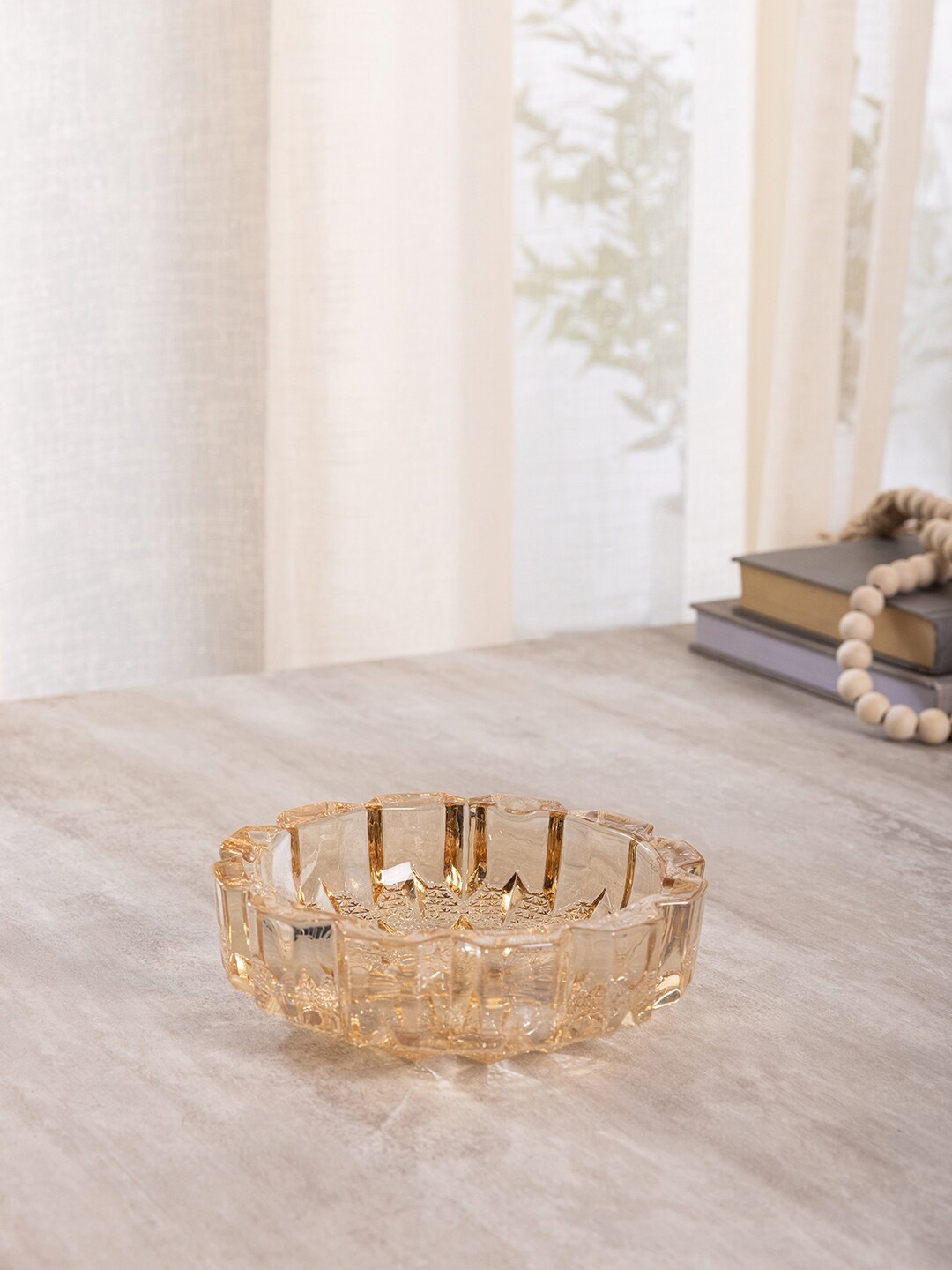 

Pure Home and Living Gold-Toned 2 Pieces Small Round Amber Ash Tray