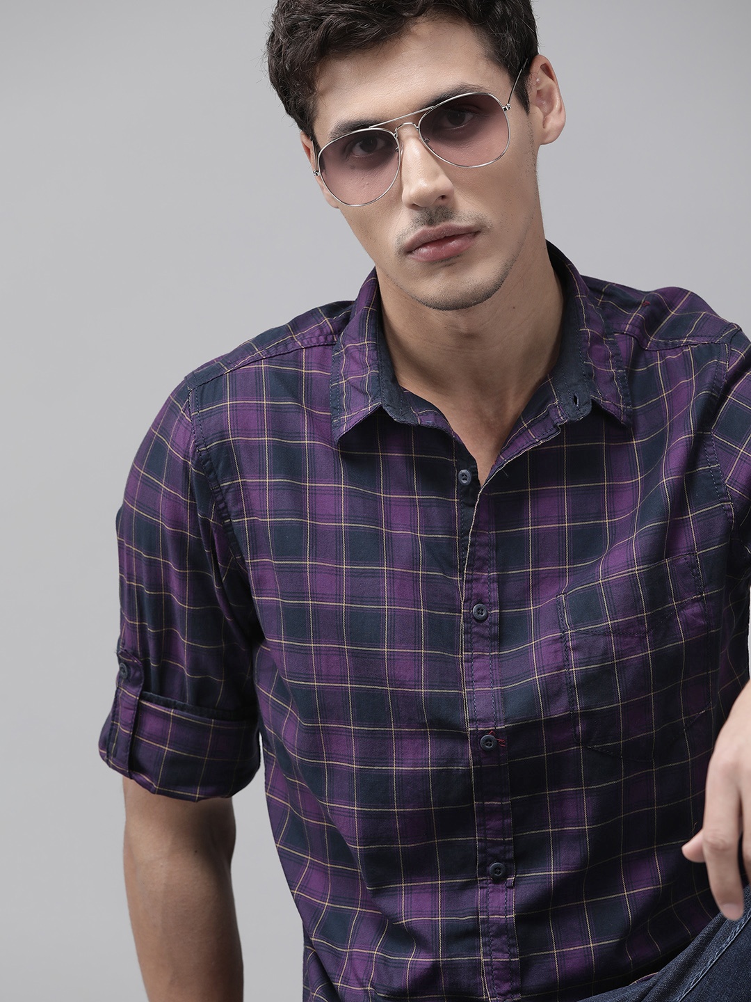 

Roadster Men Purple & Navy Blue Tartan Checked Pure Cotton Casual Shirt