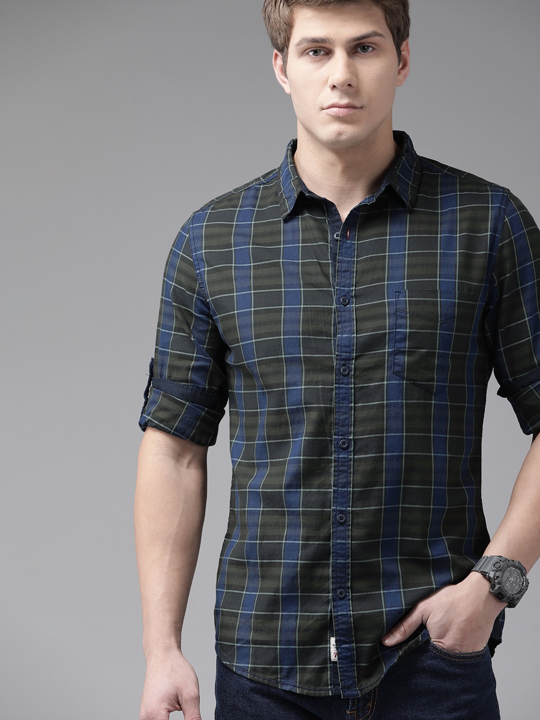 

Roadster Men Olive Green Tartan Checks Casual Shirt