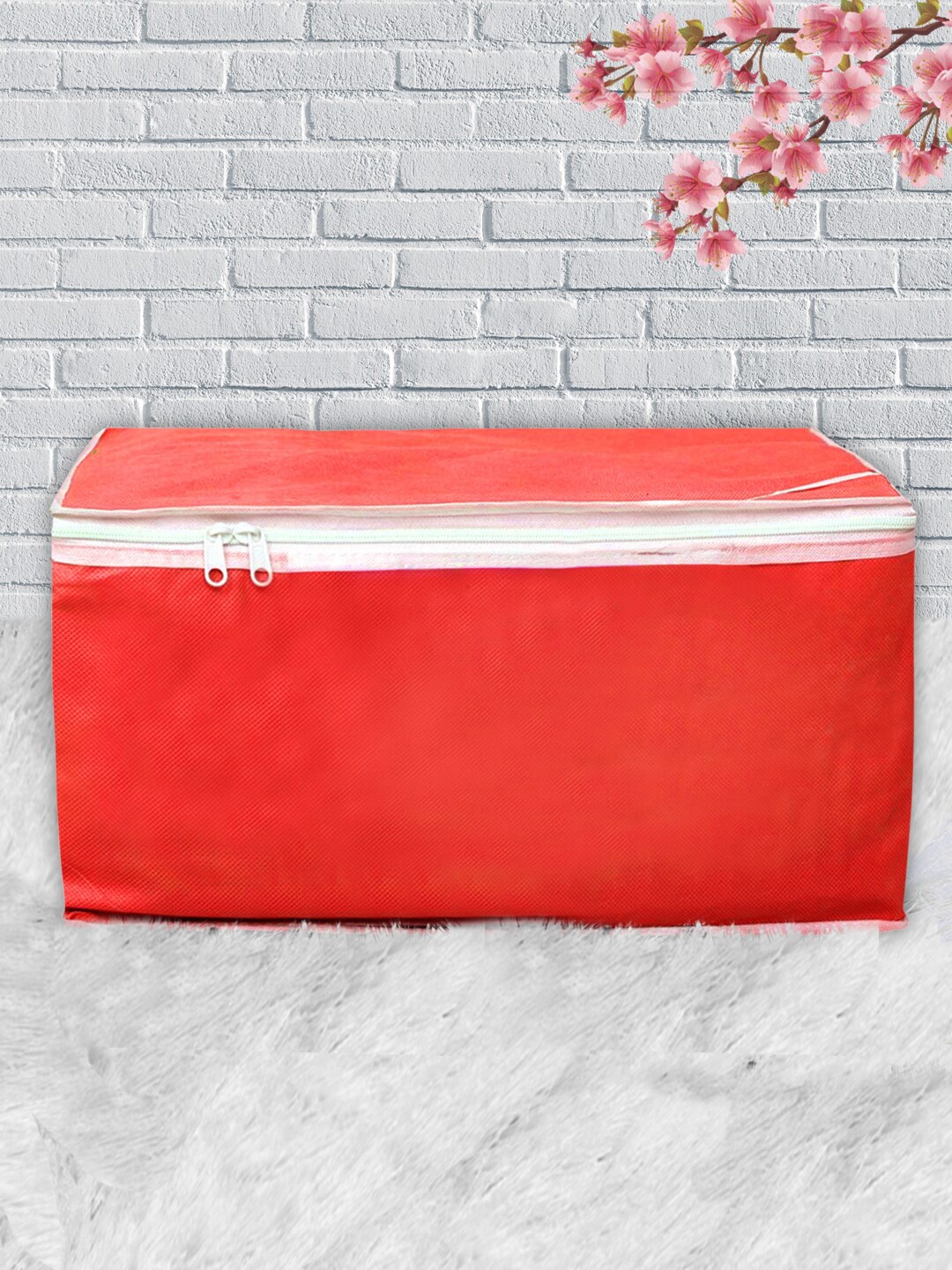

Kuber Industries Red Solid Wardrobe Organiser