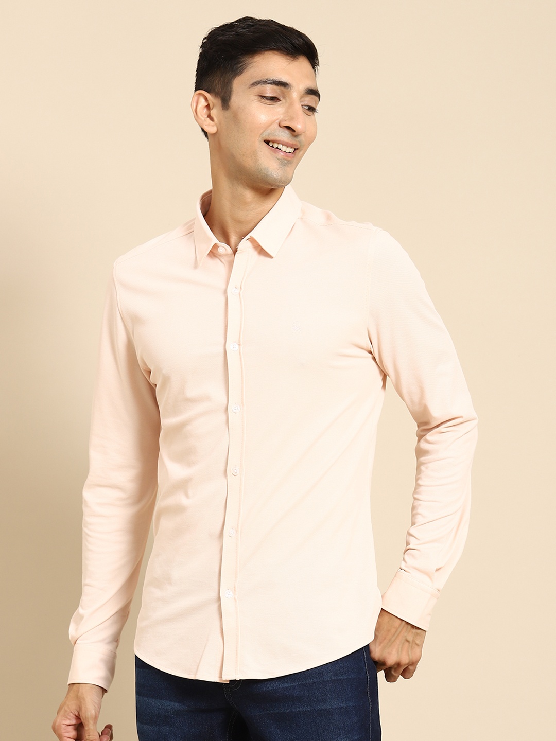 

United Colors of Benetton Men Peach-Coloured Solid Slim Fit Knitted Casual Shirt