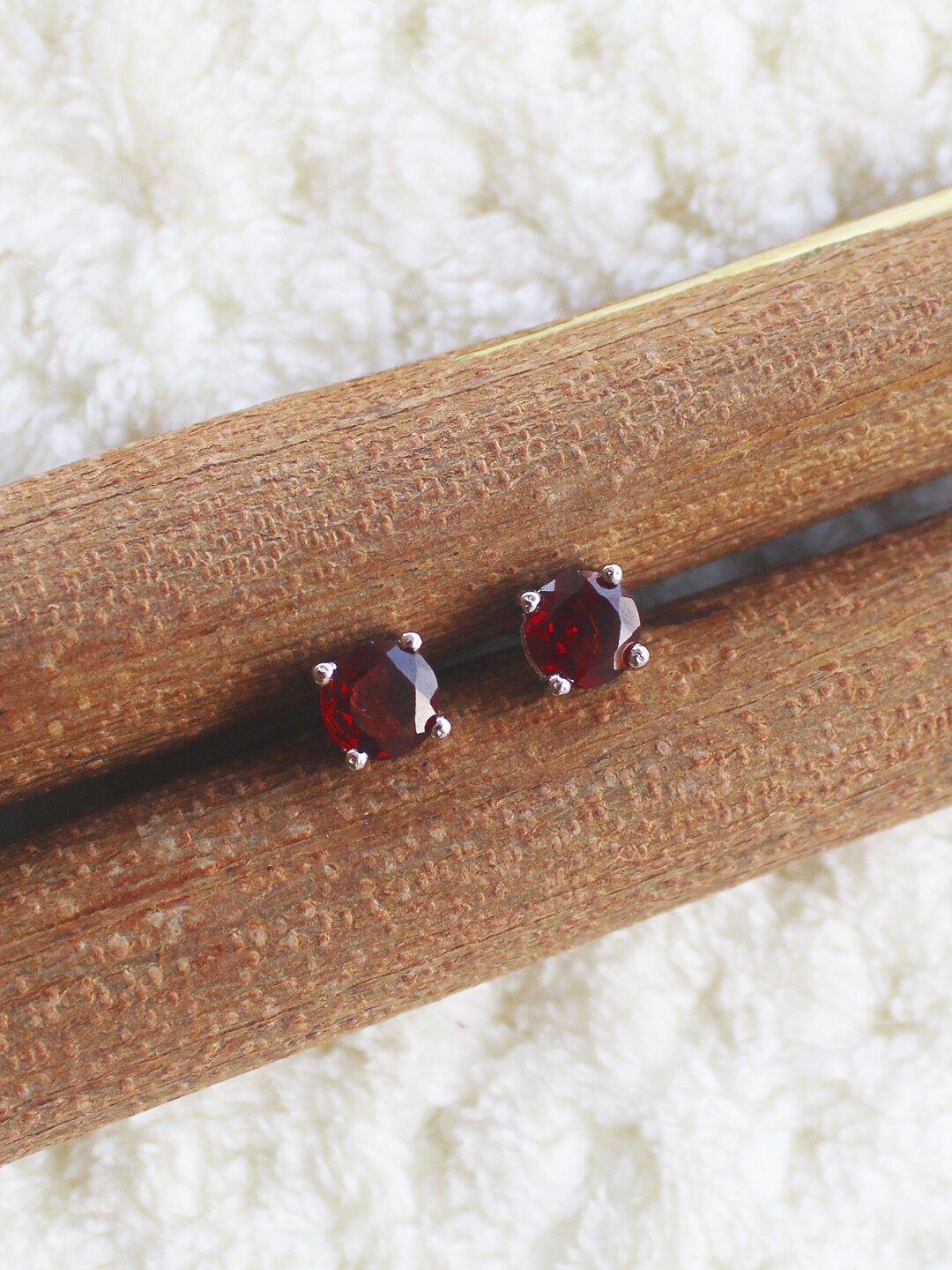 

ERILINE JEWELRY Rhodium Plated Silver-Toned Contemporary Studs Earrings
