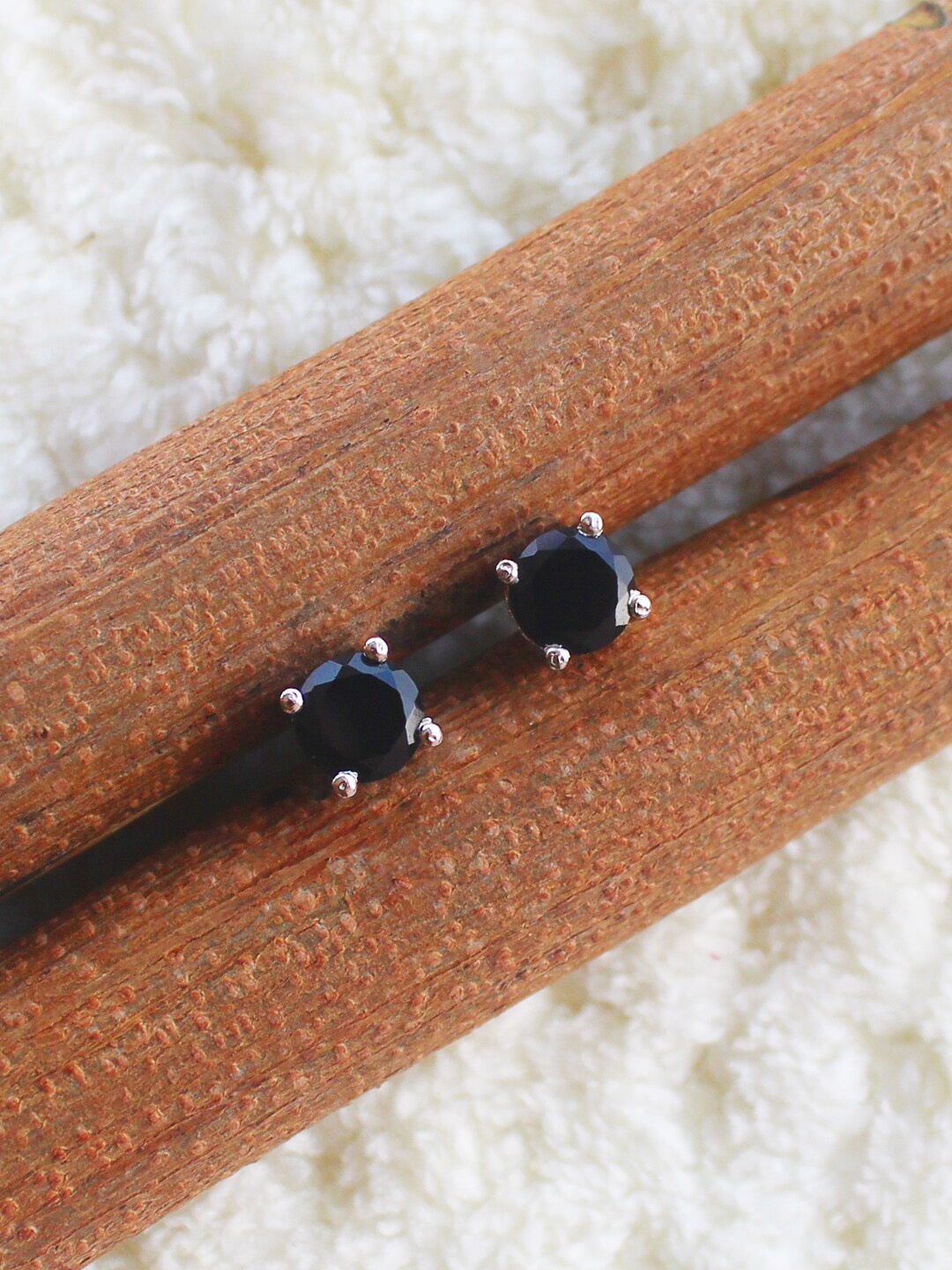 

ERILINE JEWELRY Silver-Toned Contemporary Studs Earrings