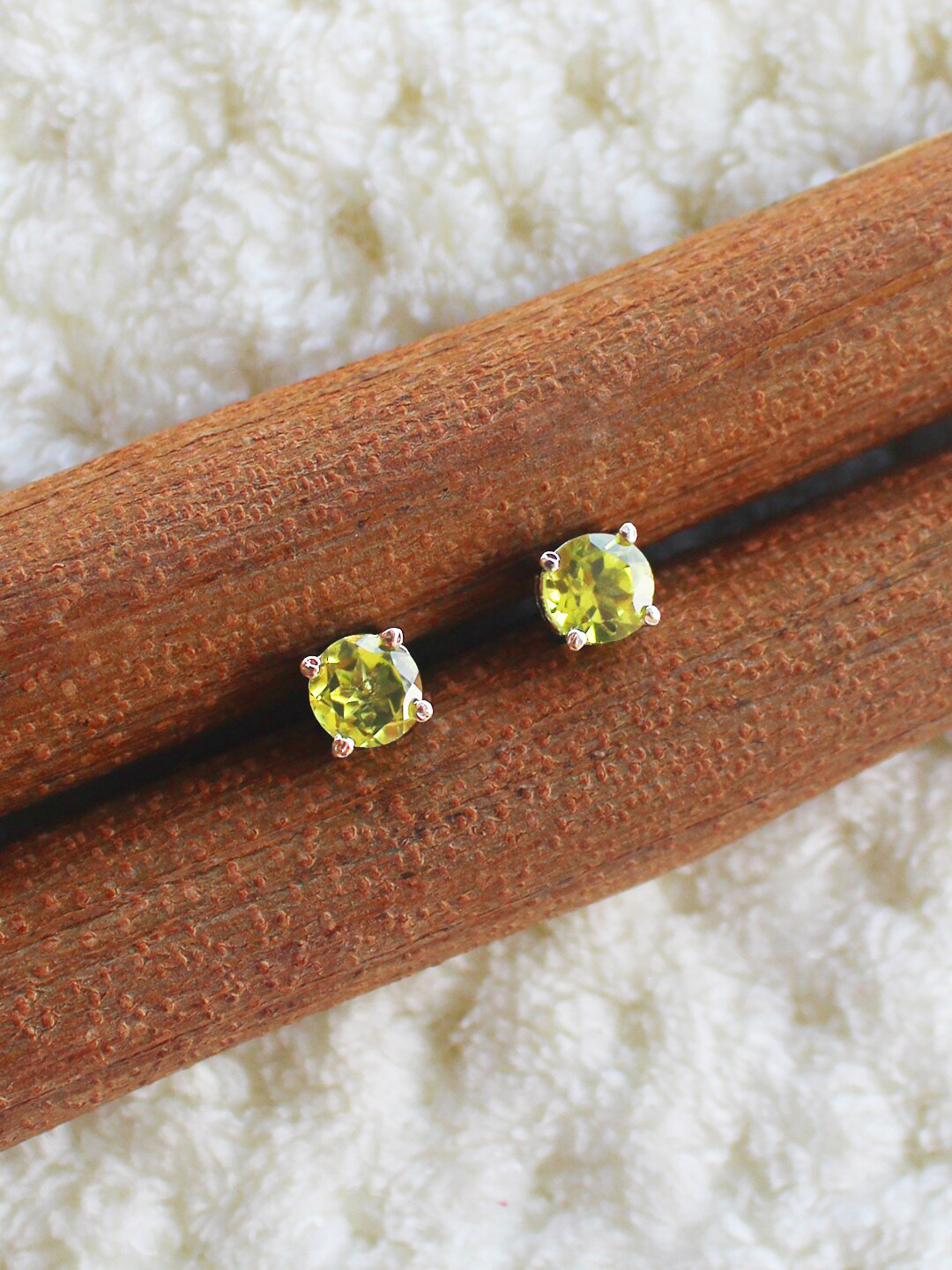 

ERILINE JEWELRY Silver-Toned Contemporary Studs Earrings