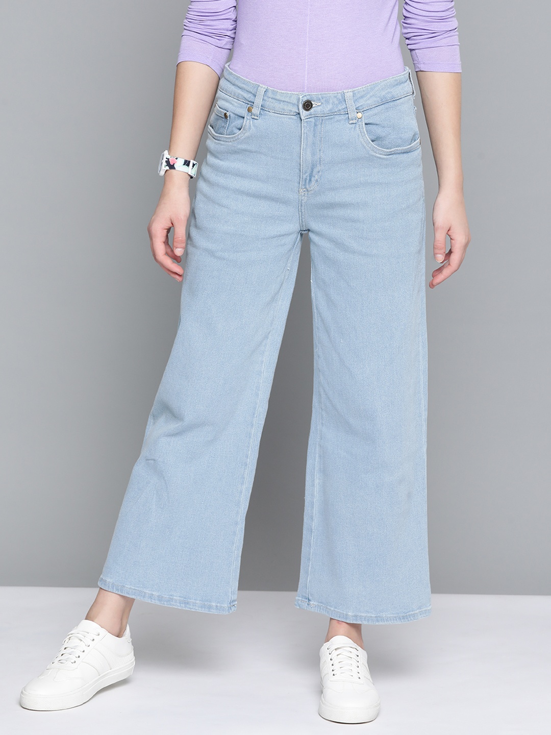 

Harvard Women Blue Mid-Rise Flared Stretchable Jeans