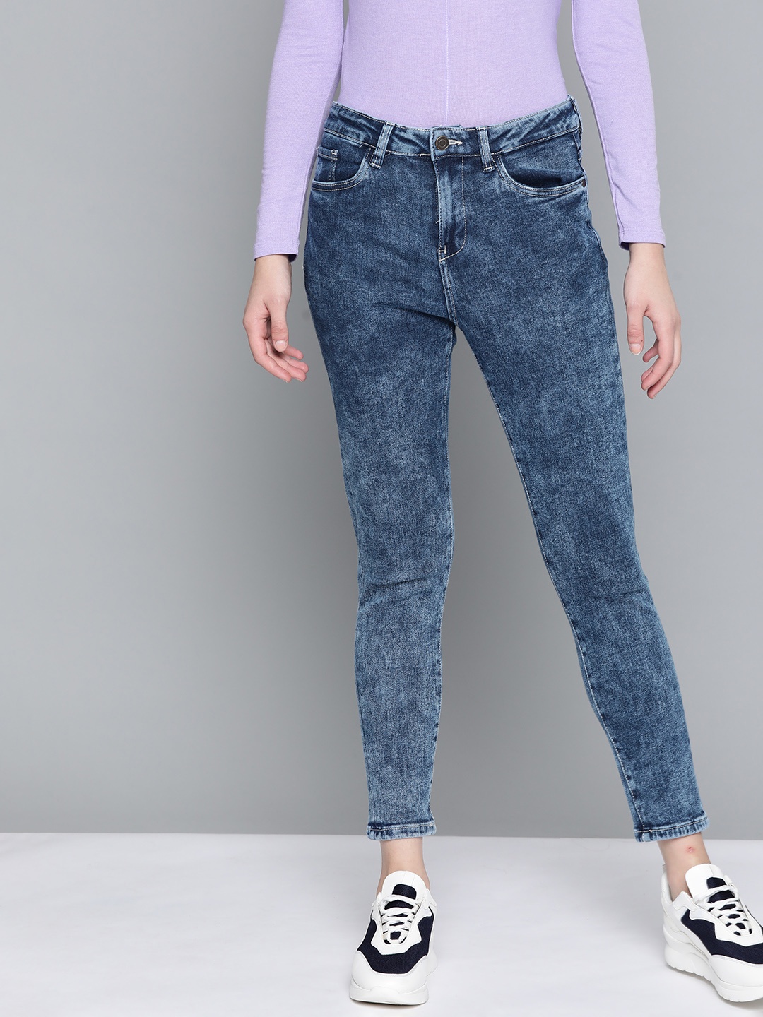 

Harvard Women Navy Blue Skinny Fit High-Rise Light Fade Acid Wash Stretchable Jeans