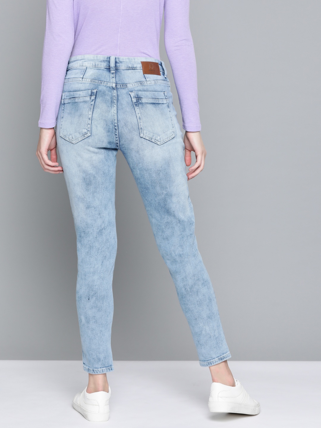 

Harvard Women Blue Skinny Fit Light Fade Stretchable Jeans