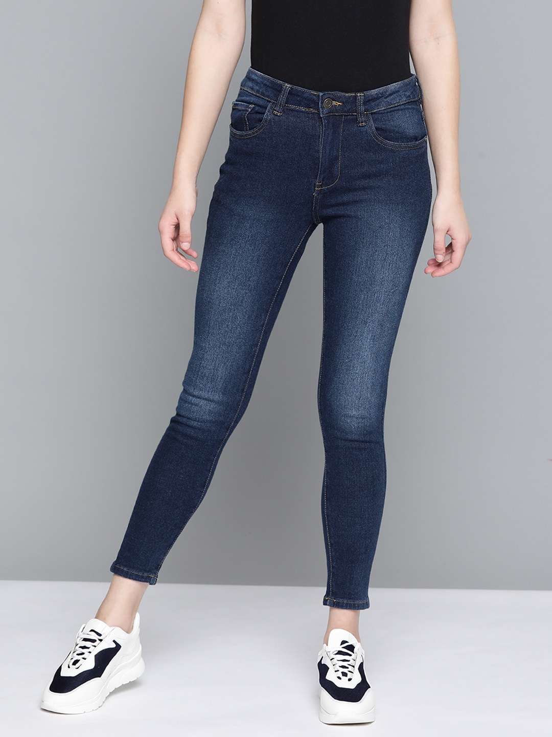 

Harvard Women Navy Blue Skinny Fit Light Fade Stretchable Jeans