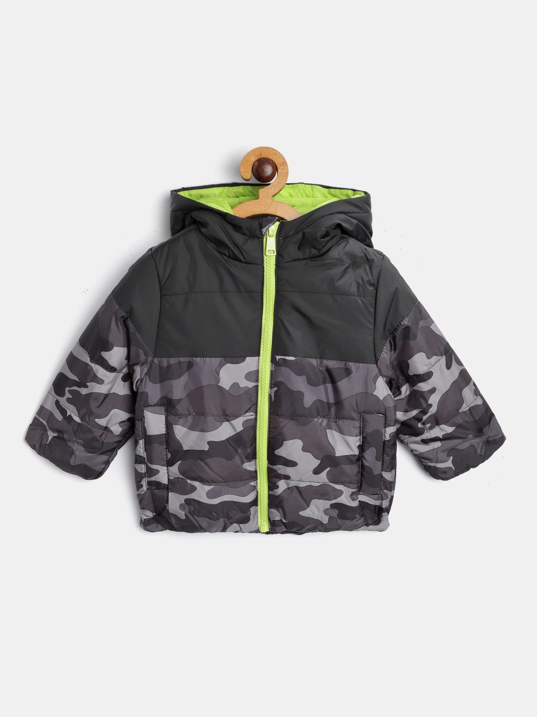 

United Colors of Benetton Boys Black & Grey Camouflage Padded Jacket