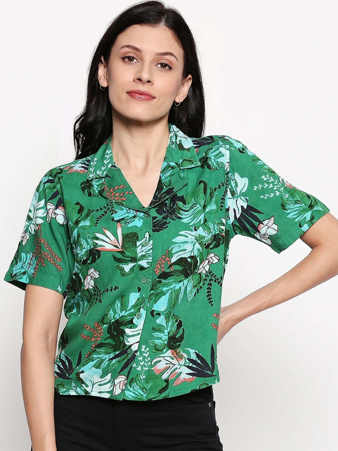 

People Women Green Floral Opaque Printed Casual Shirt