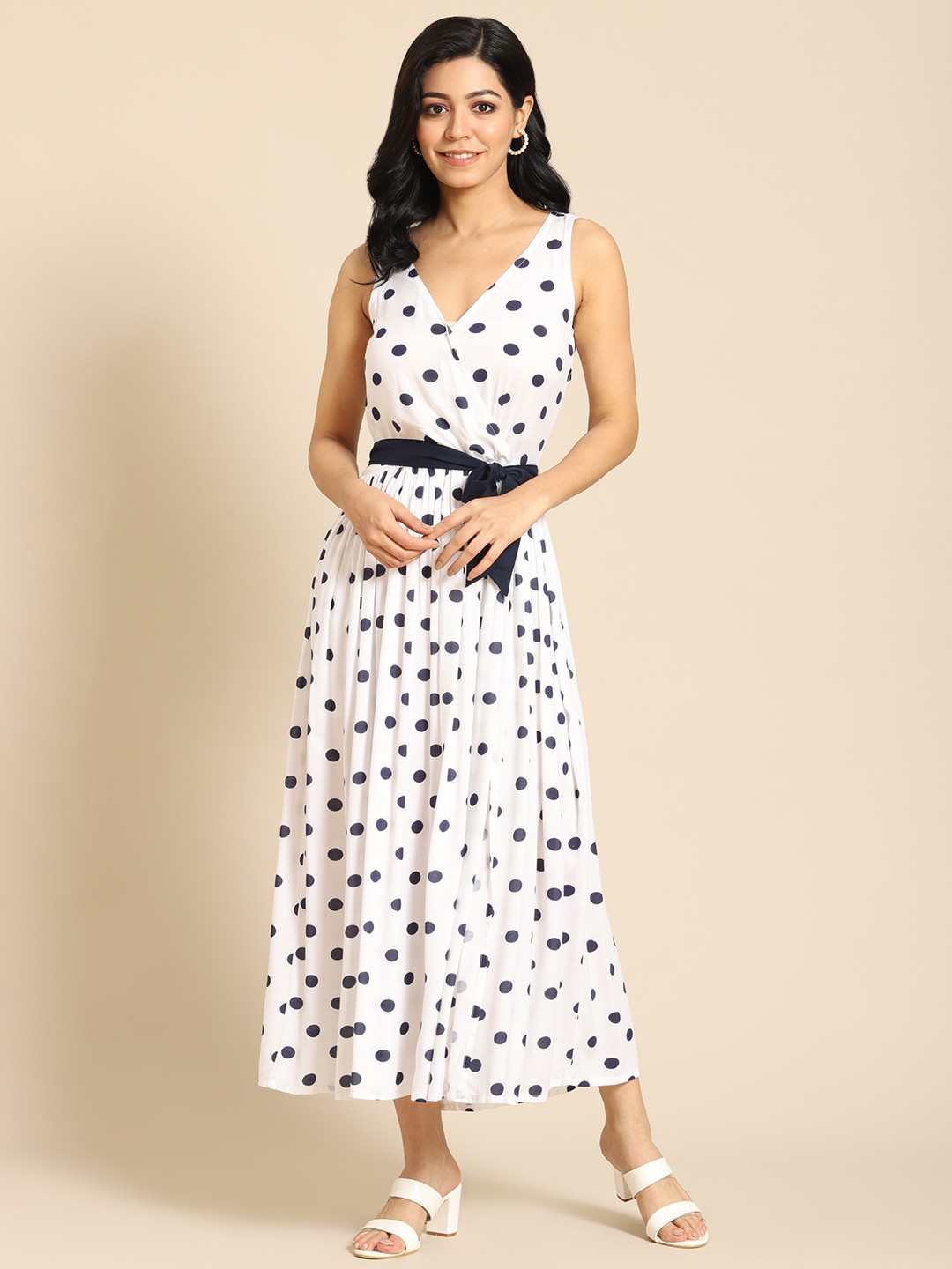 

Prakrti White & Black Maxi Dress