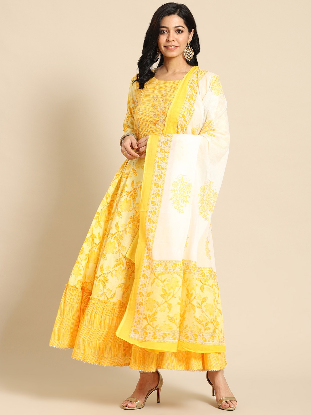 

Prakrti Yellow & White Floral Ethnic Maxi Dress With Dupatta