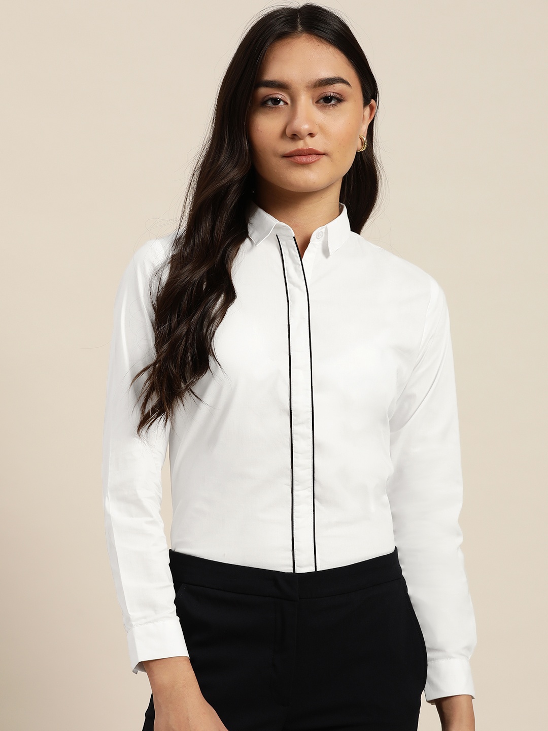 

Hancock Women White Solid Cotton Slim Fit Opaque Formal Shirt