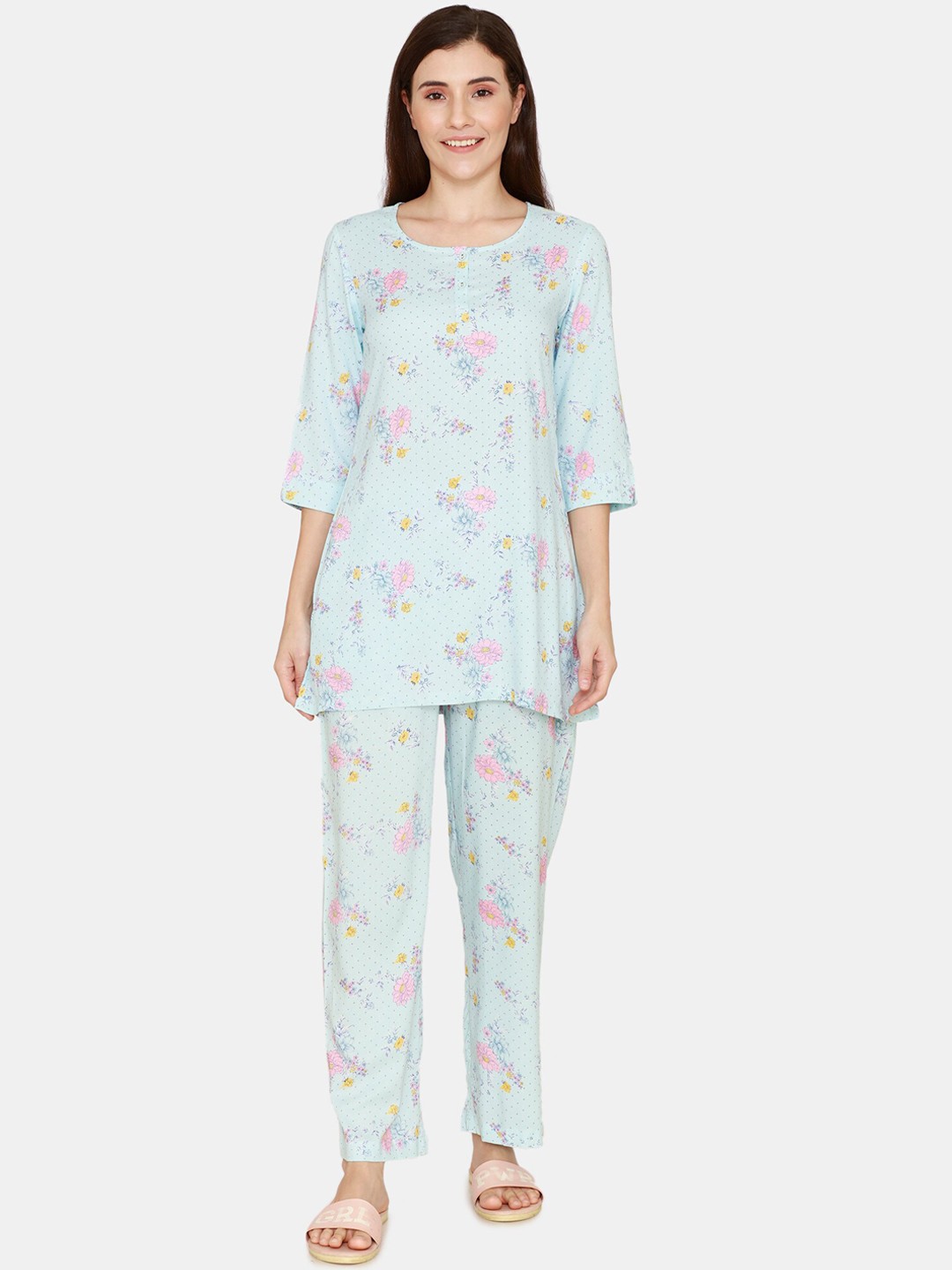 

Zivame Women Blue & Pink Printed Night suit