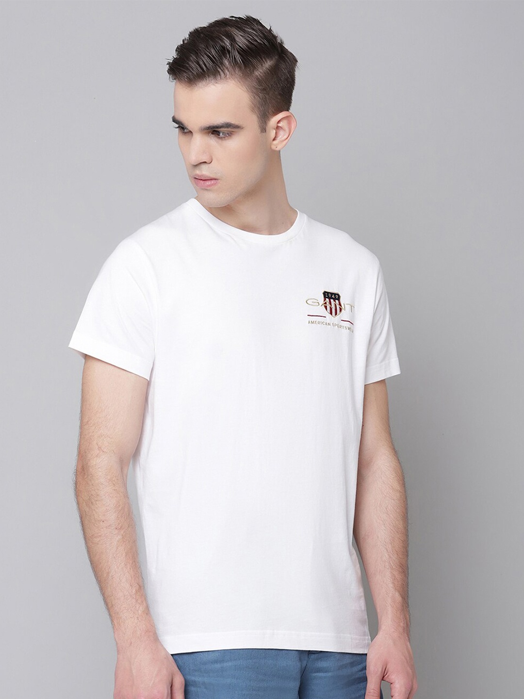 

GANT Men White Solid T-shirt