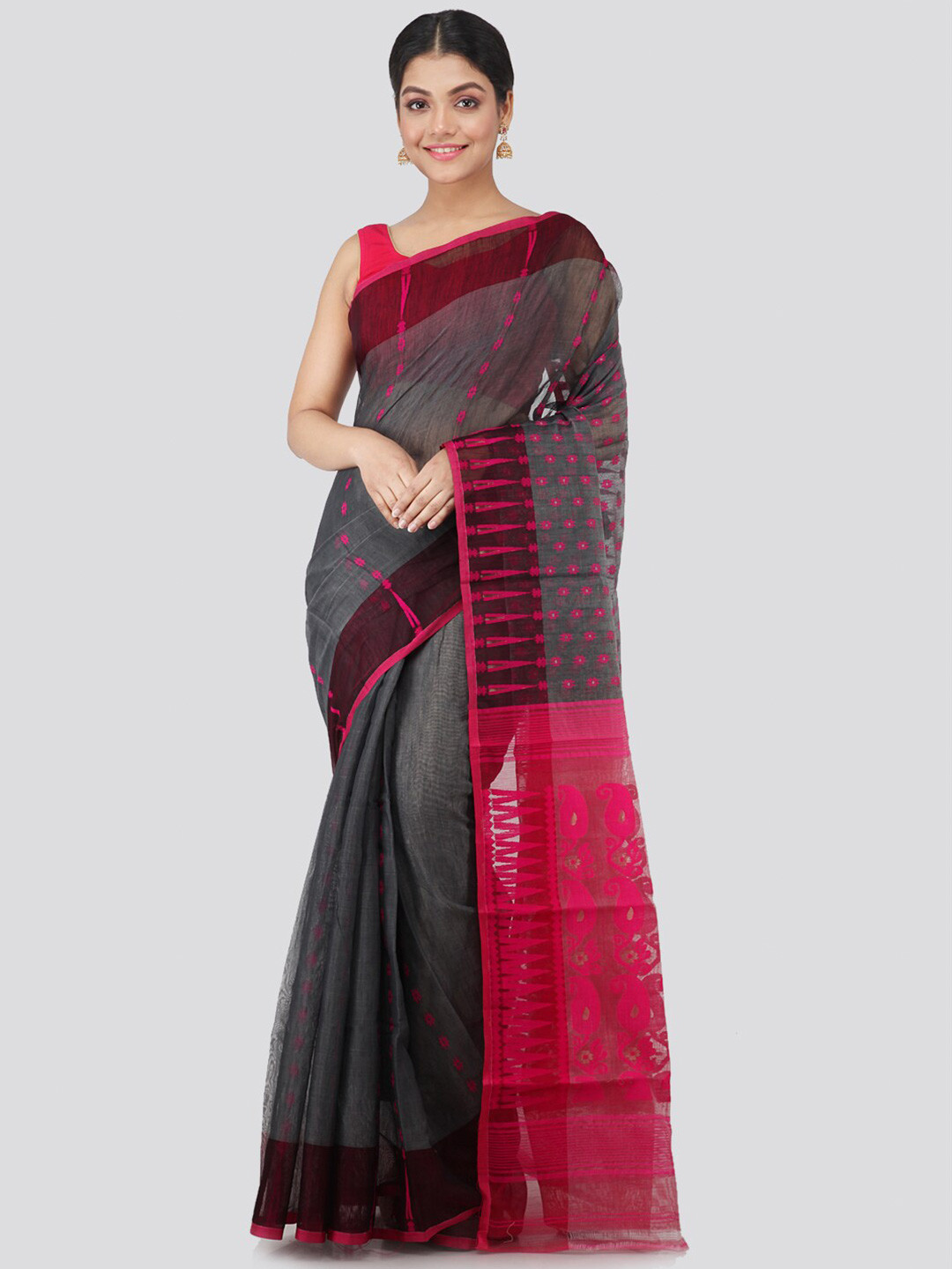 

PinkLoom Grey & Pink Ethnic Motifs Pure Cotton Jamdani Sustainable Saree