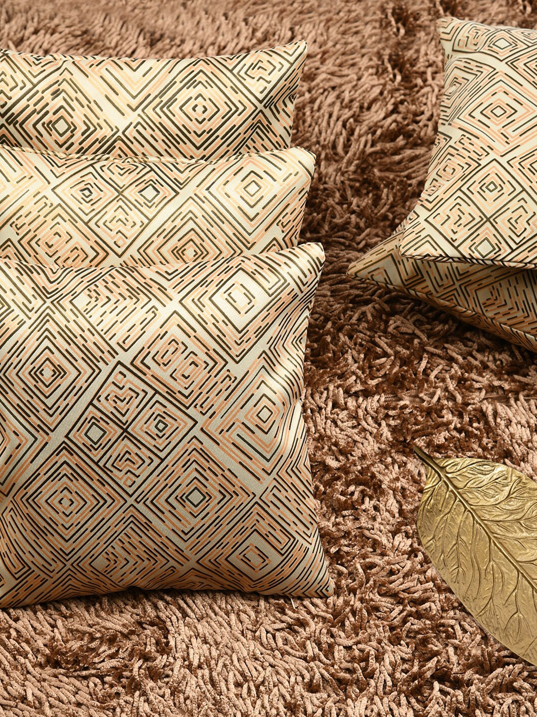

HOUZZCODE Beige & Brown Set of 5 Geometric Printed Square Cushion Covers