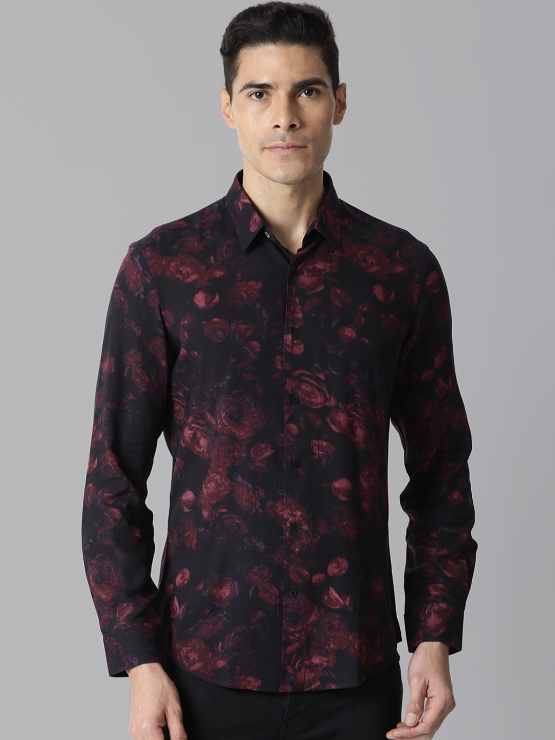 

RARE RABBIT Men Black & Maroon Slim Fit Opaque Floral Printed Casual Shirt