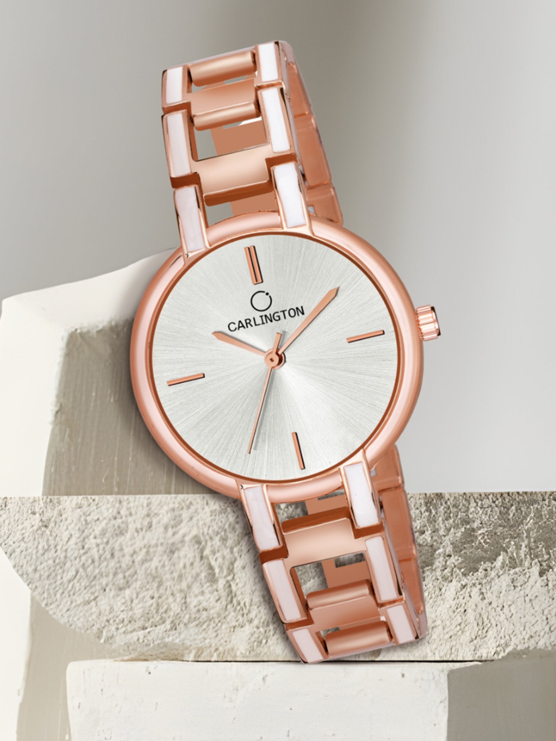 

CARLINGTON Women Silver-Toned Dial & Rose Gold Toned Stainless Steel Bracelet Style Straps Analogue Watch