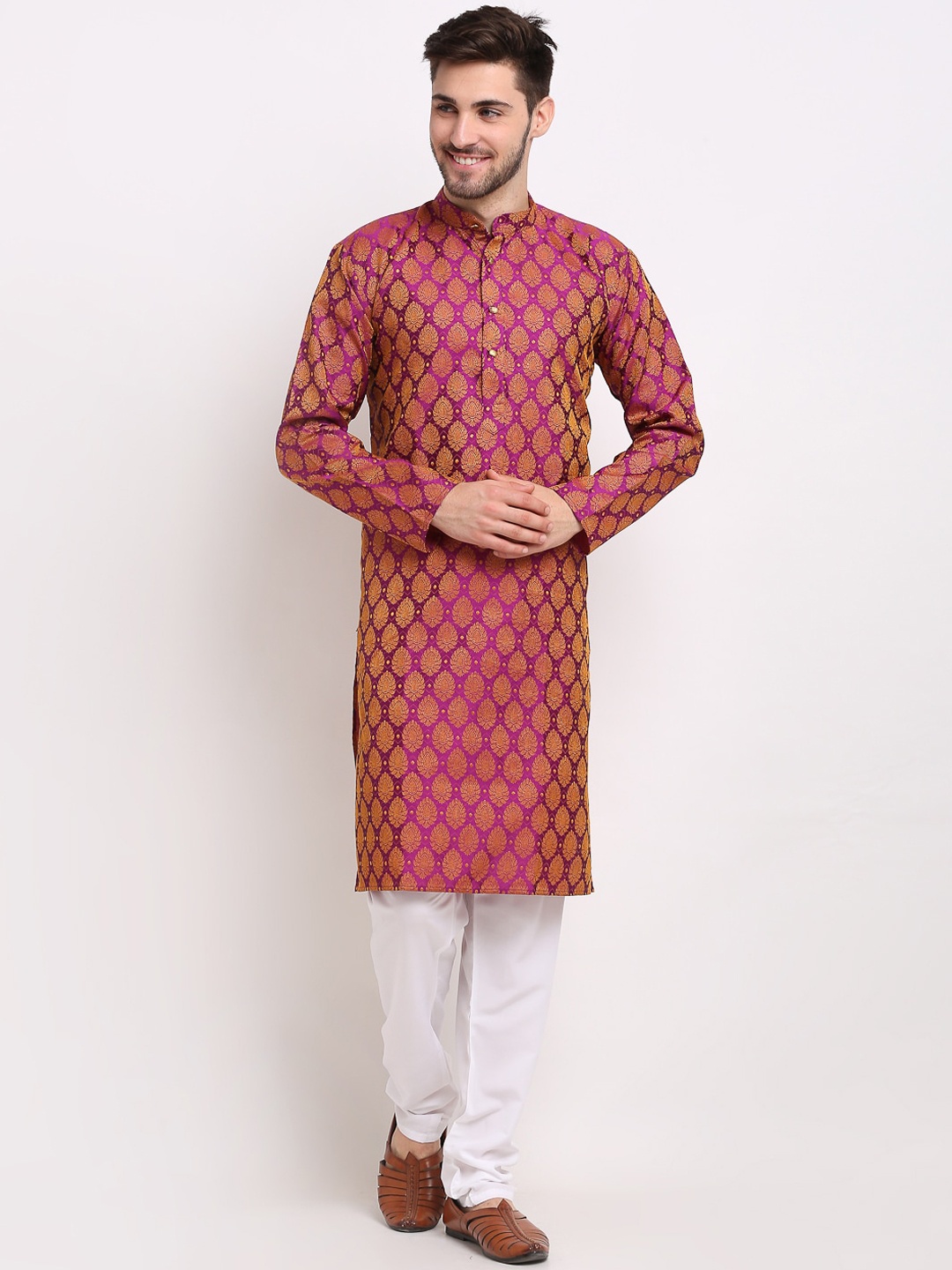 

Jompers Men Pink Printed Regular Kurta with Churidar