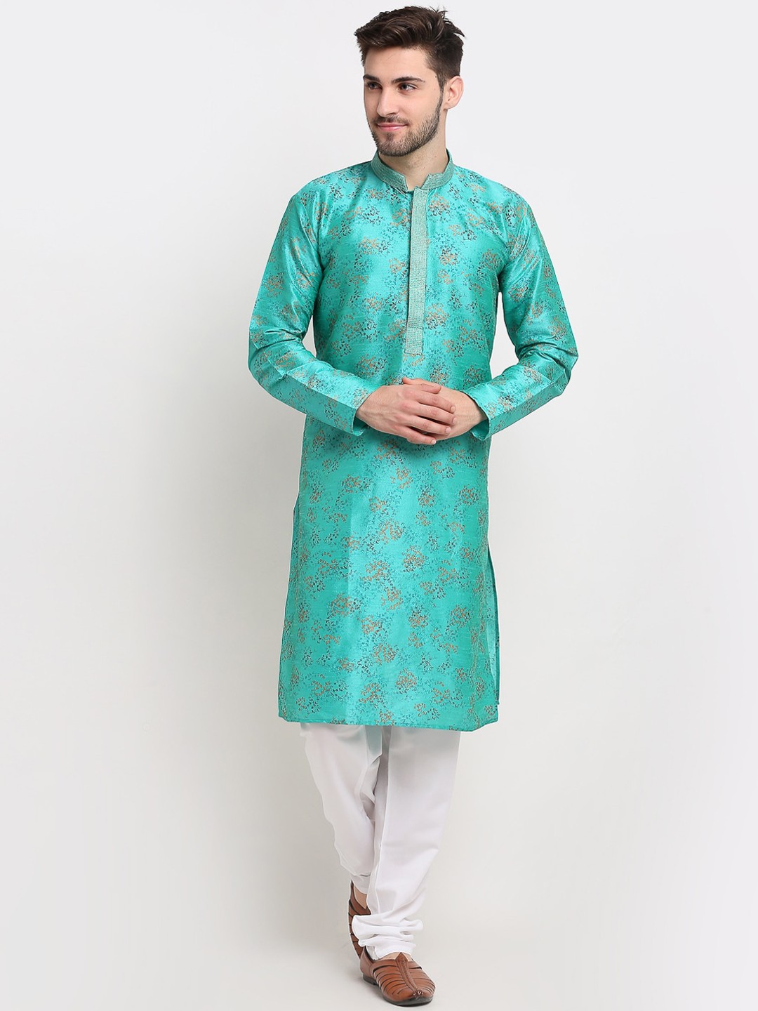 

Jompers Men Green Ethnic Motifs Regular Kurta with Pyjamas