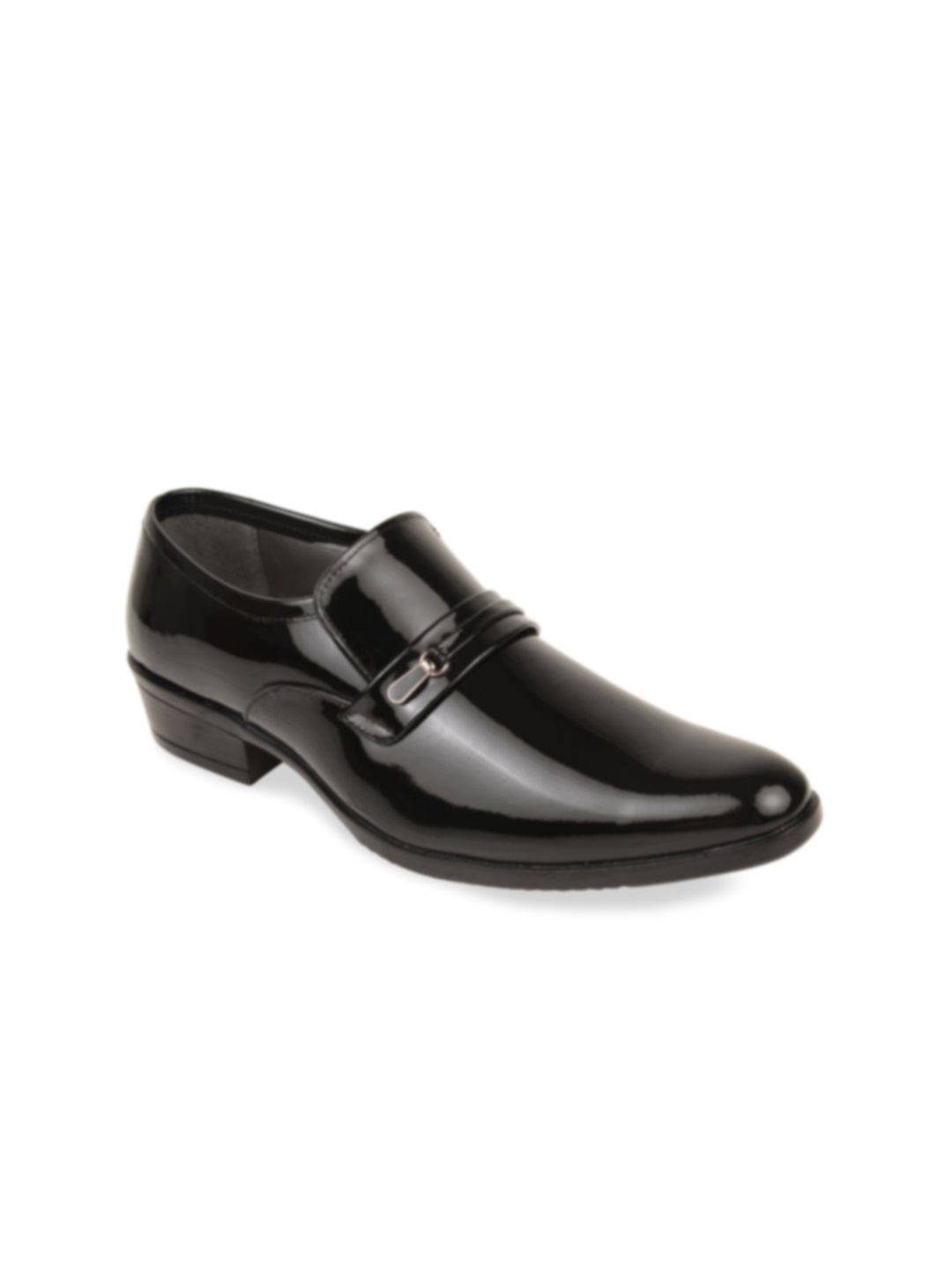 

Regal Men Black Solid Patent Leather Formal Shoes